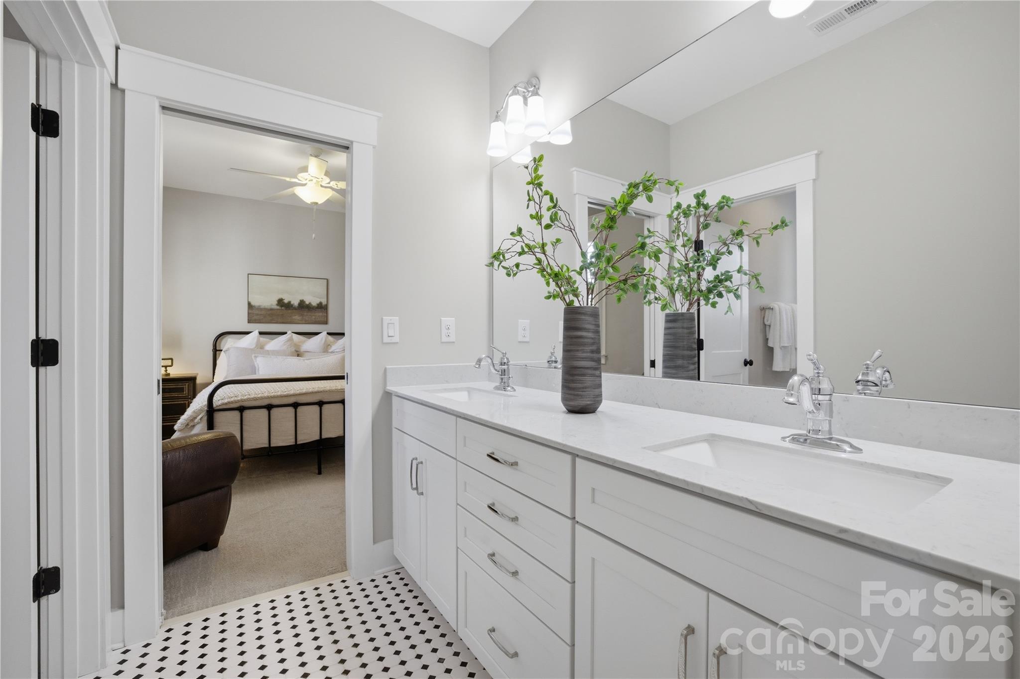 Elizabeth Circle - Residential