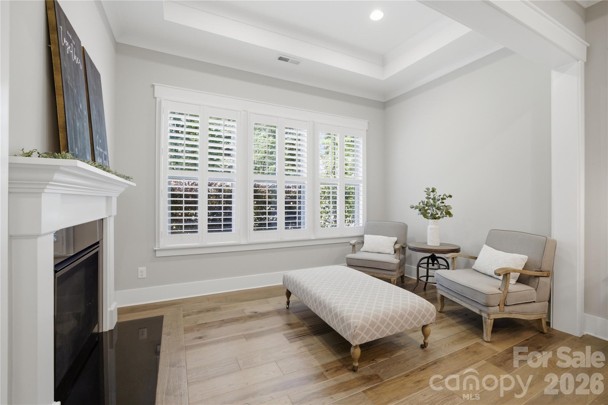 Elizabeth Circle - Residential