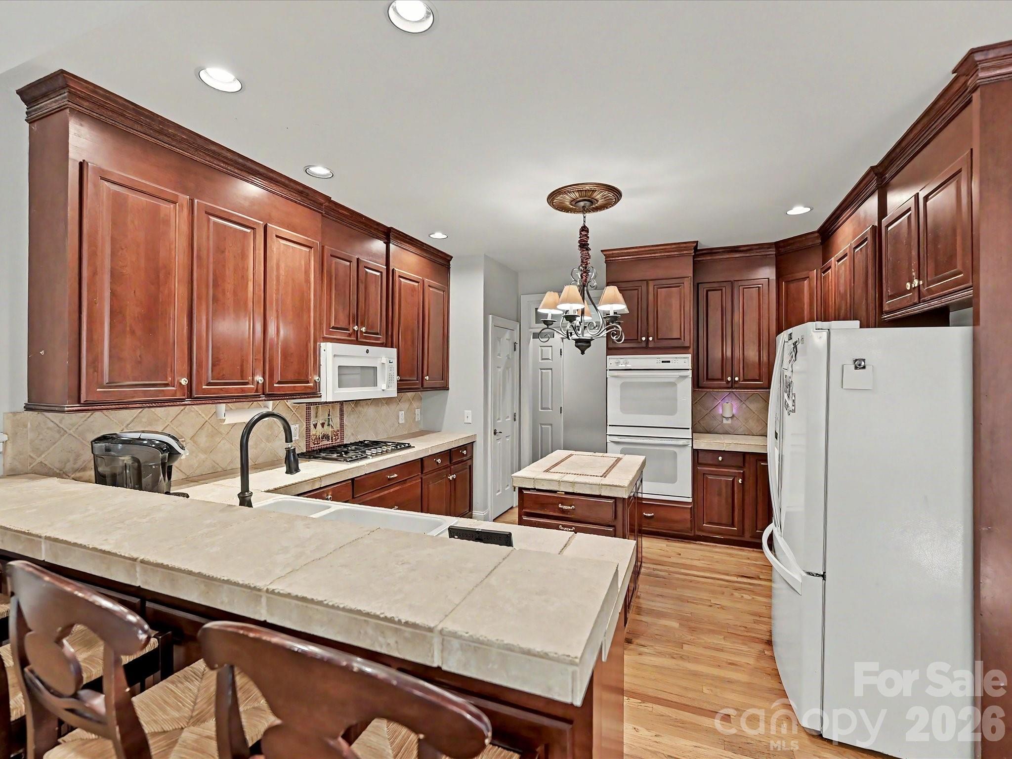 Royal Oaks - Residential