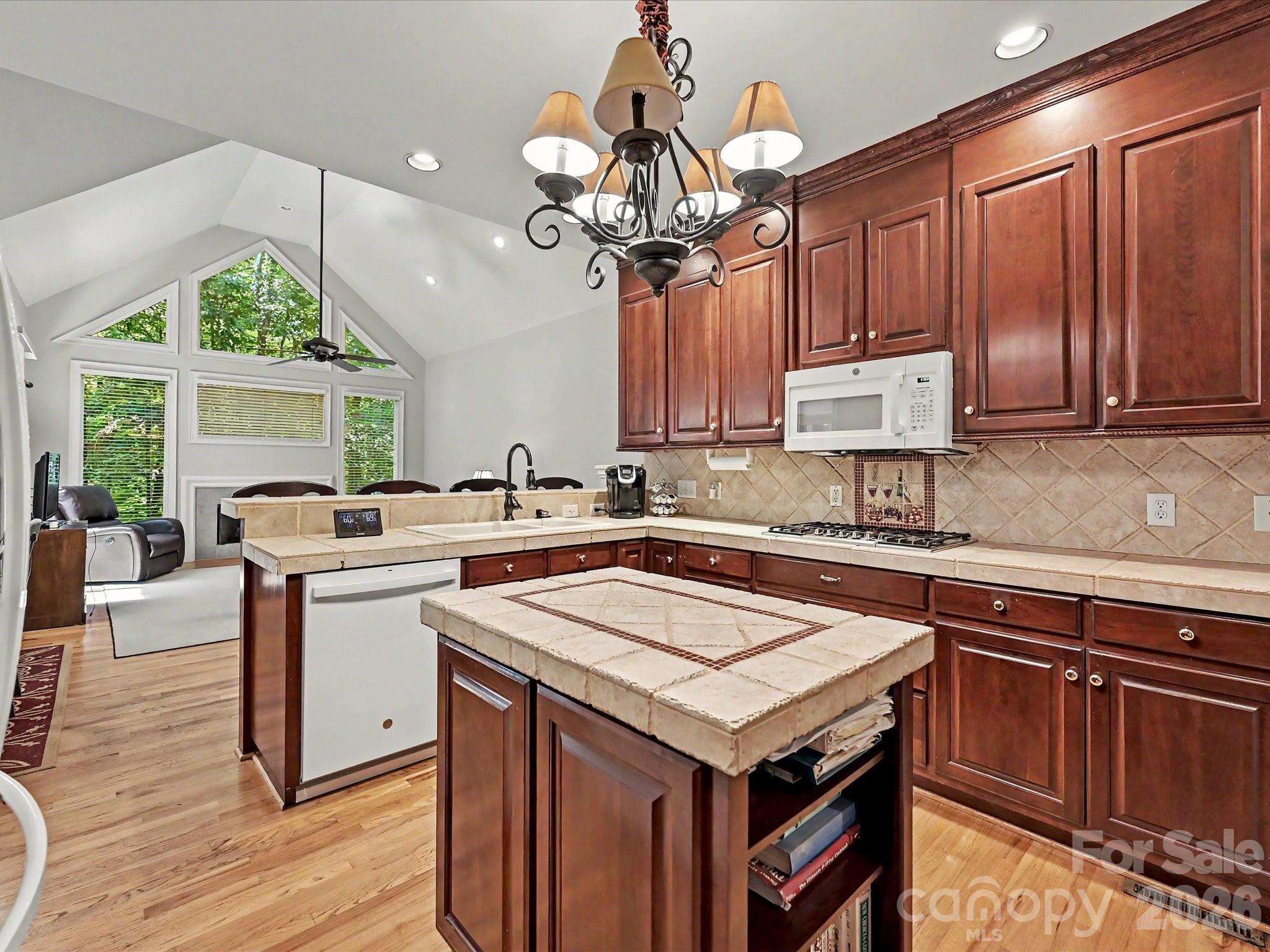 Royal Oaks - Residential