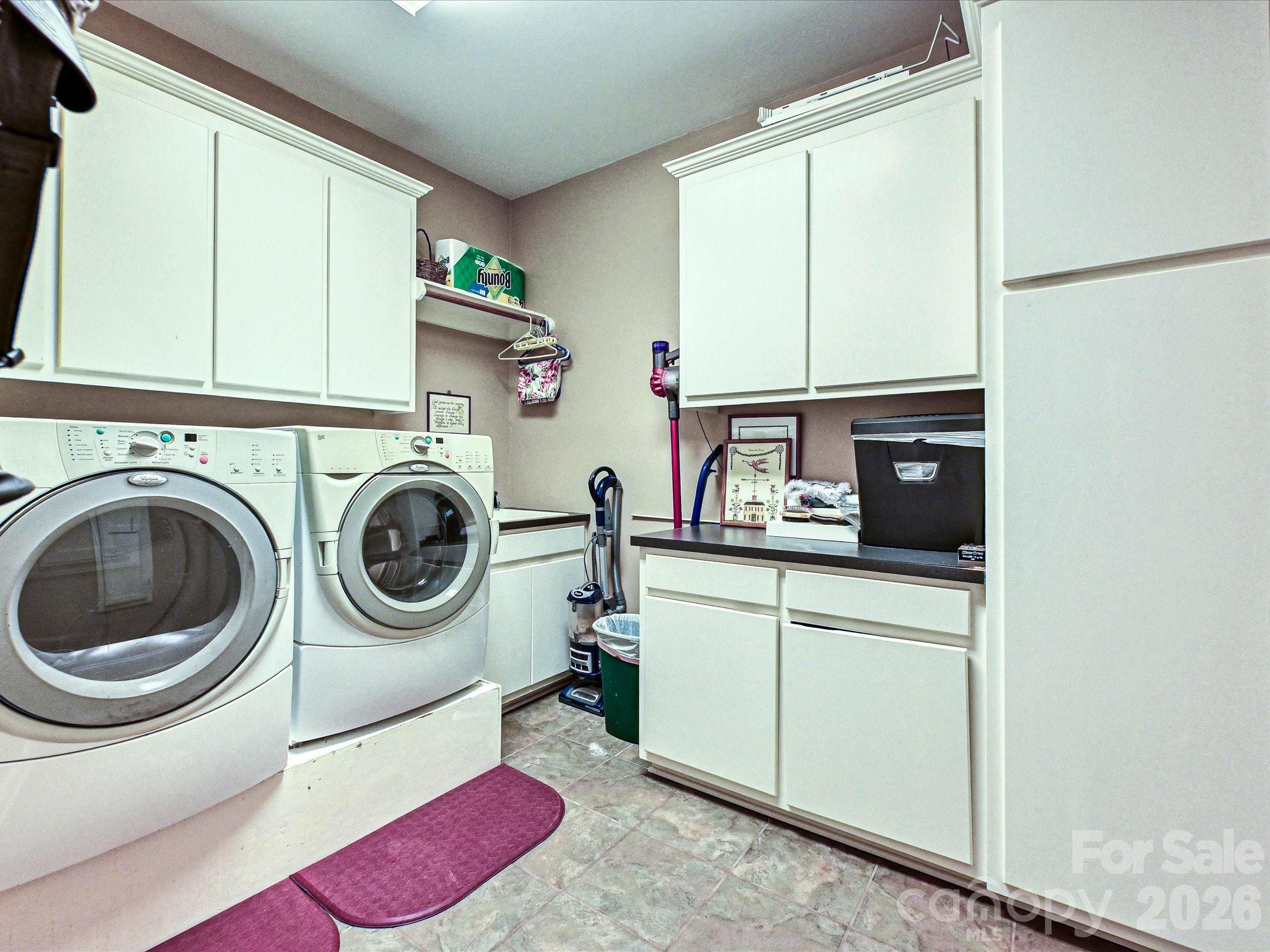 Royal Oaks - Residential