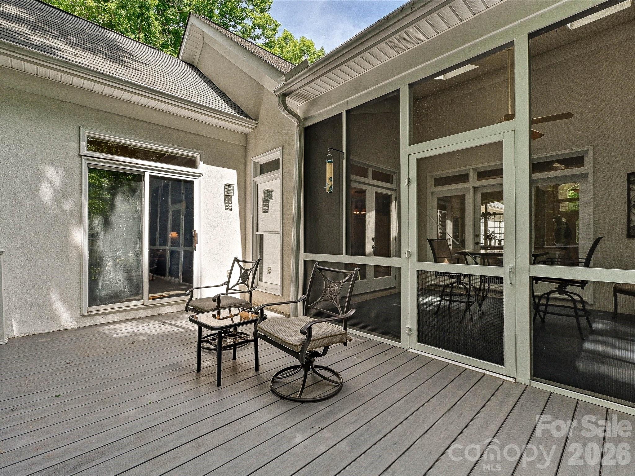 Royal Oaks - Residential