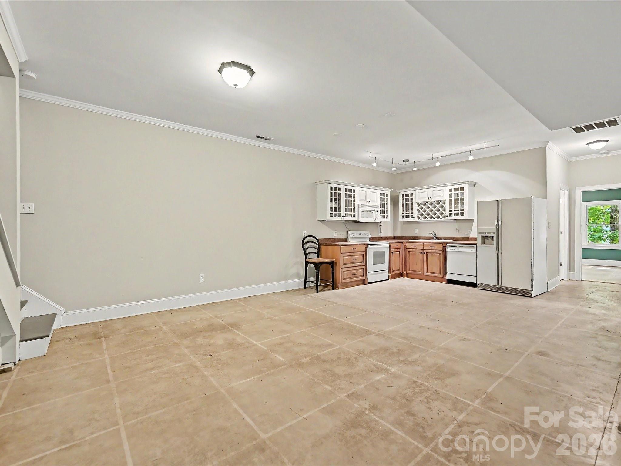 Royal Oaks - Residential