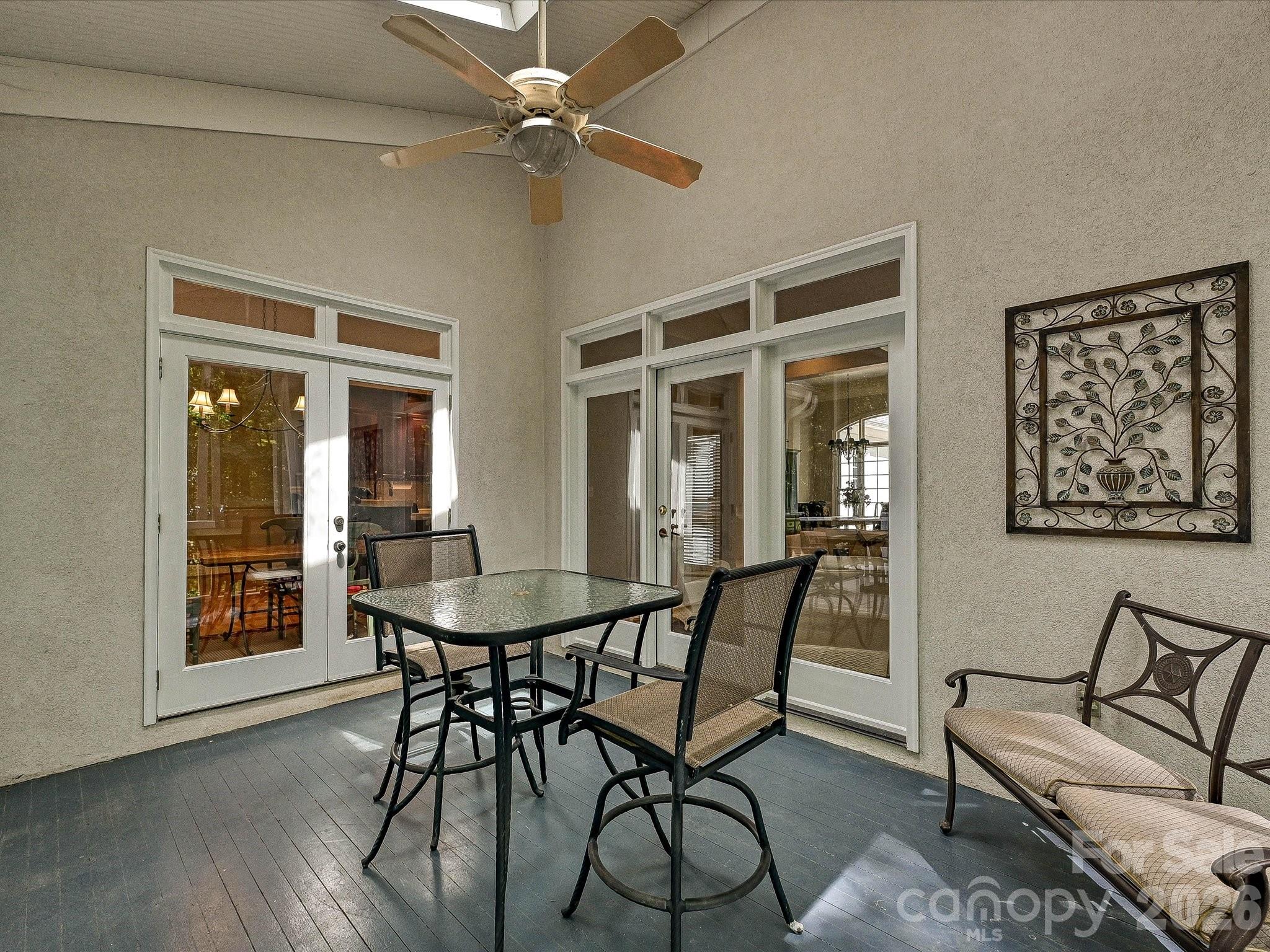 Royal Oaks - Residential