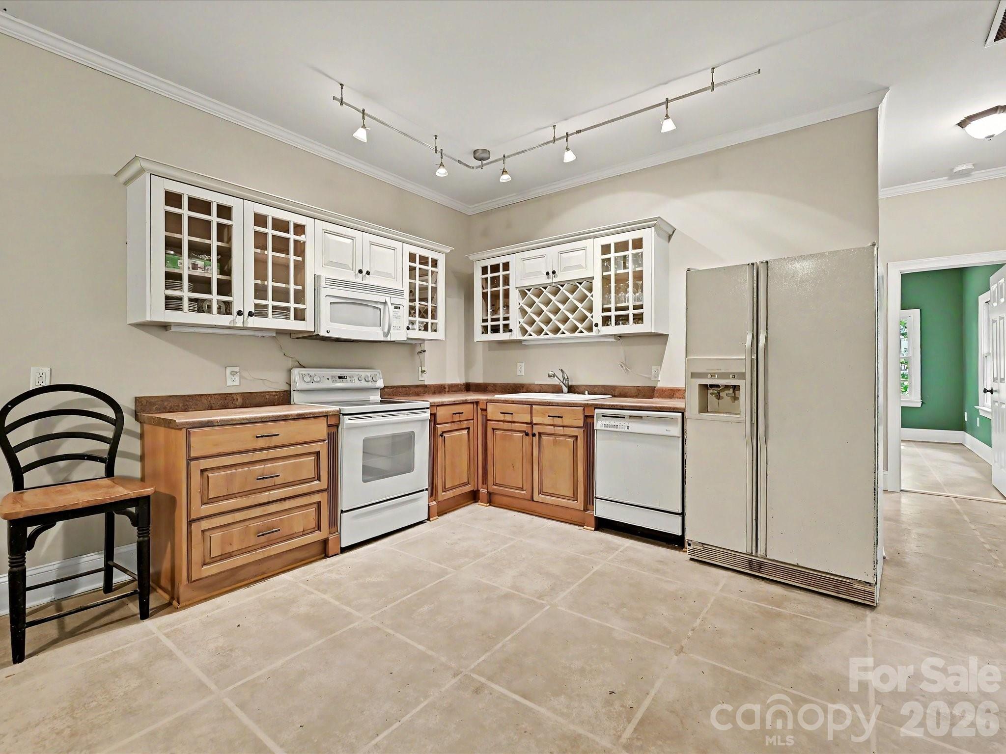 Royal Oaks - Residential