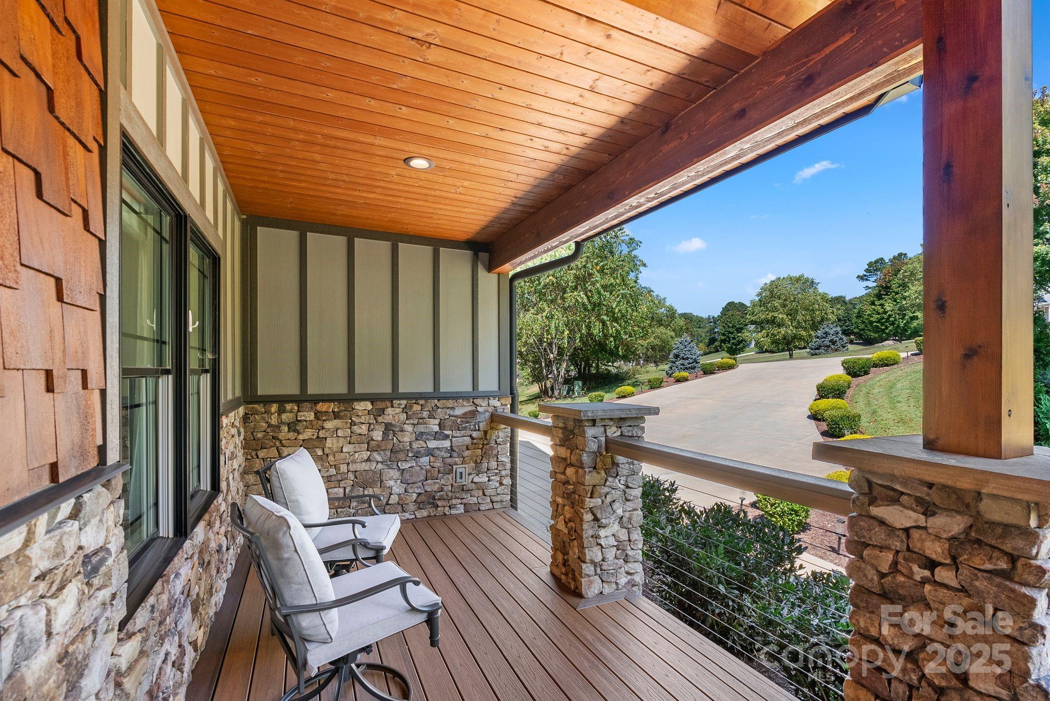 27 Ridge Glen Lane