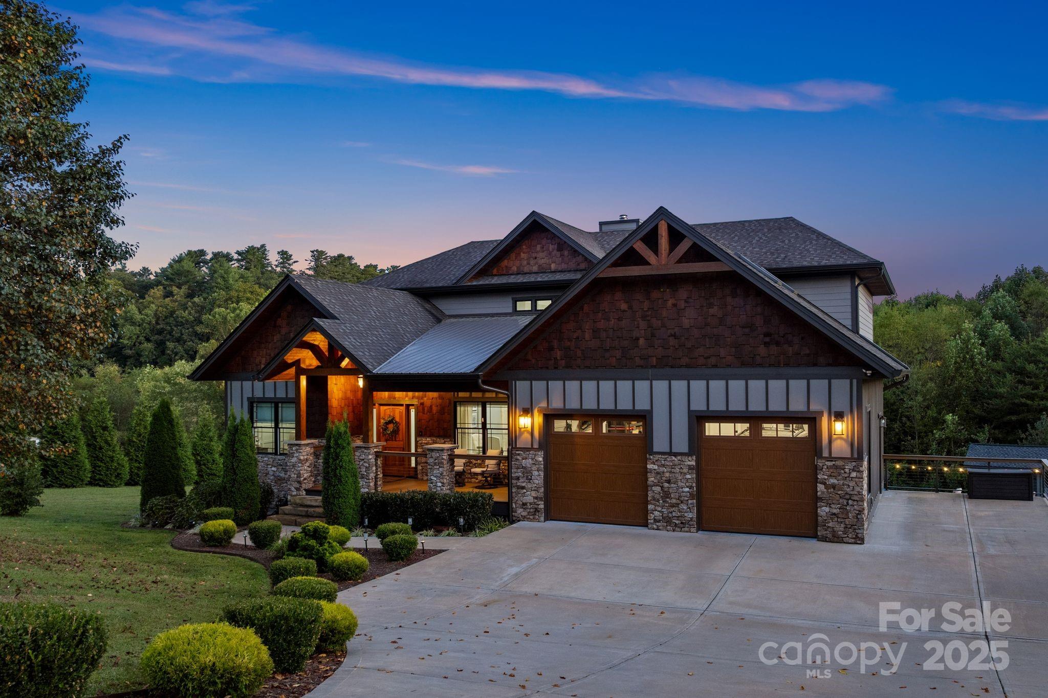 27 Ridge Glen Lane