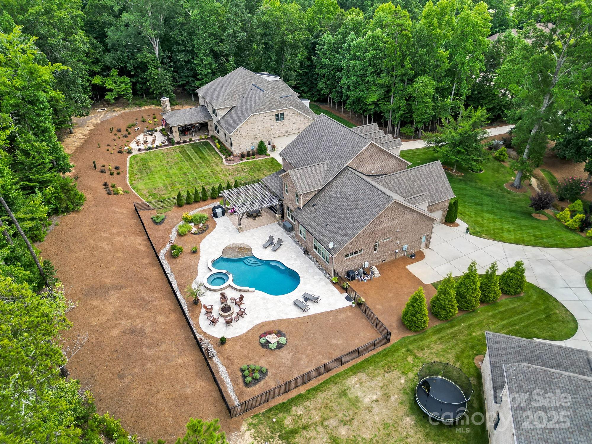 Quintessa - Residential