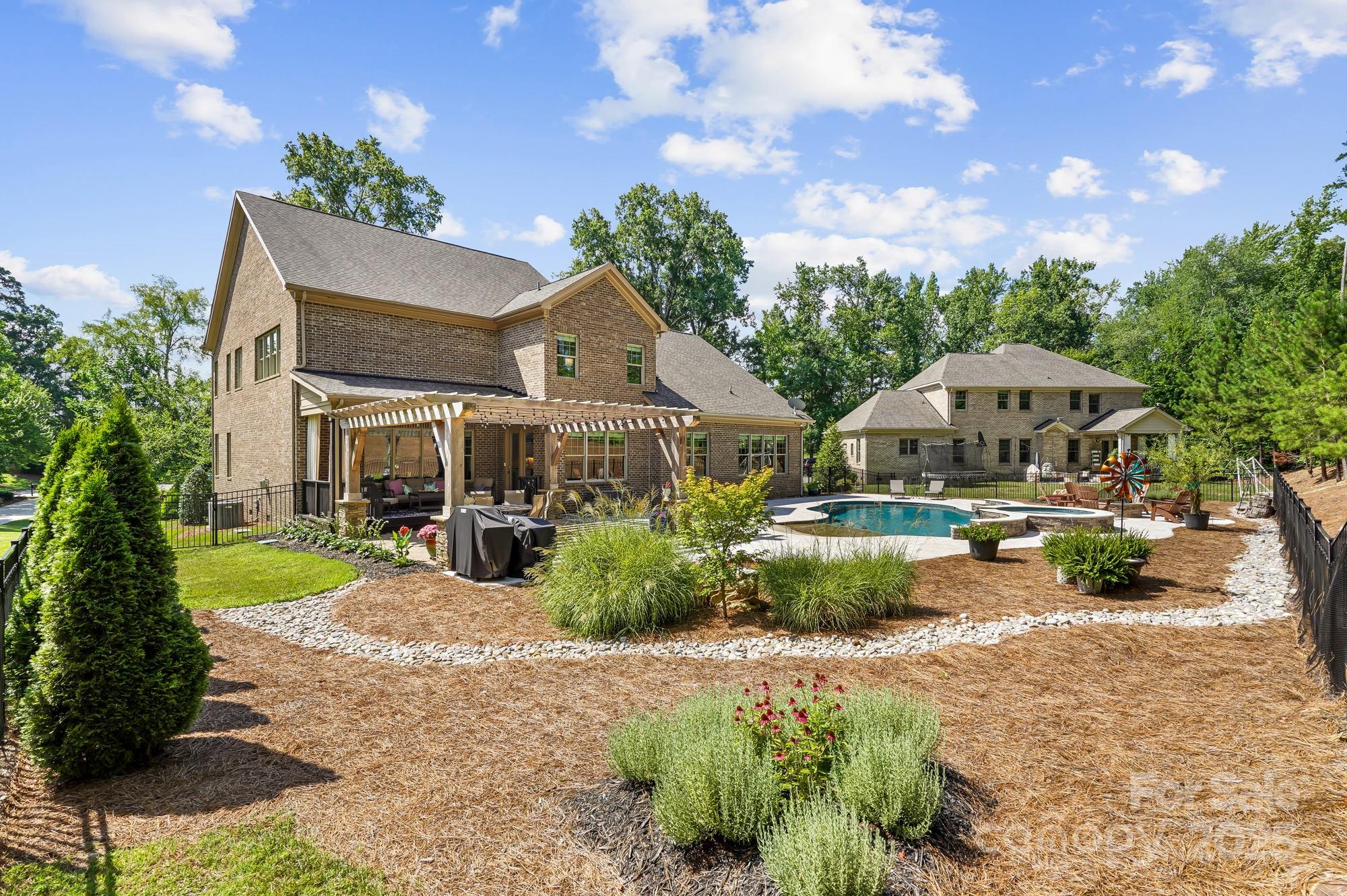 Quintessa - Residential