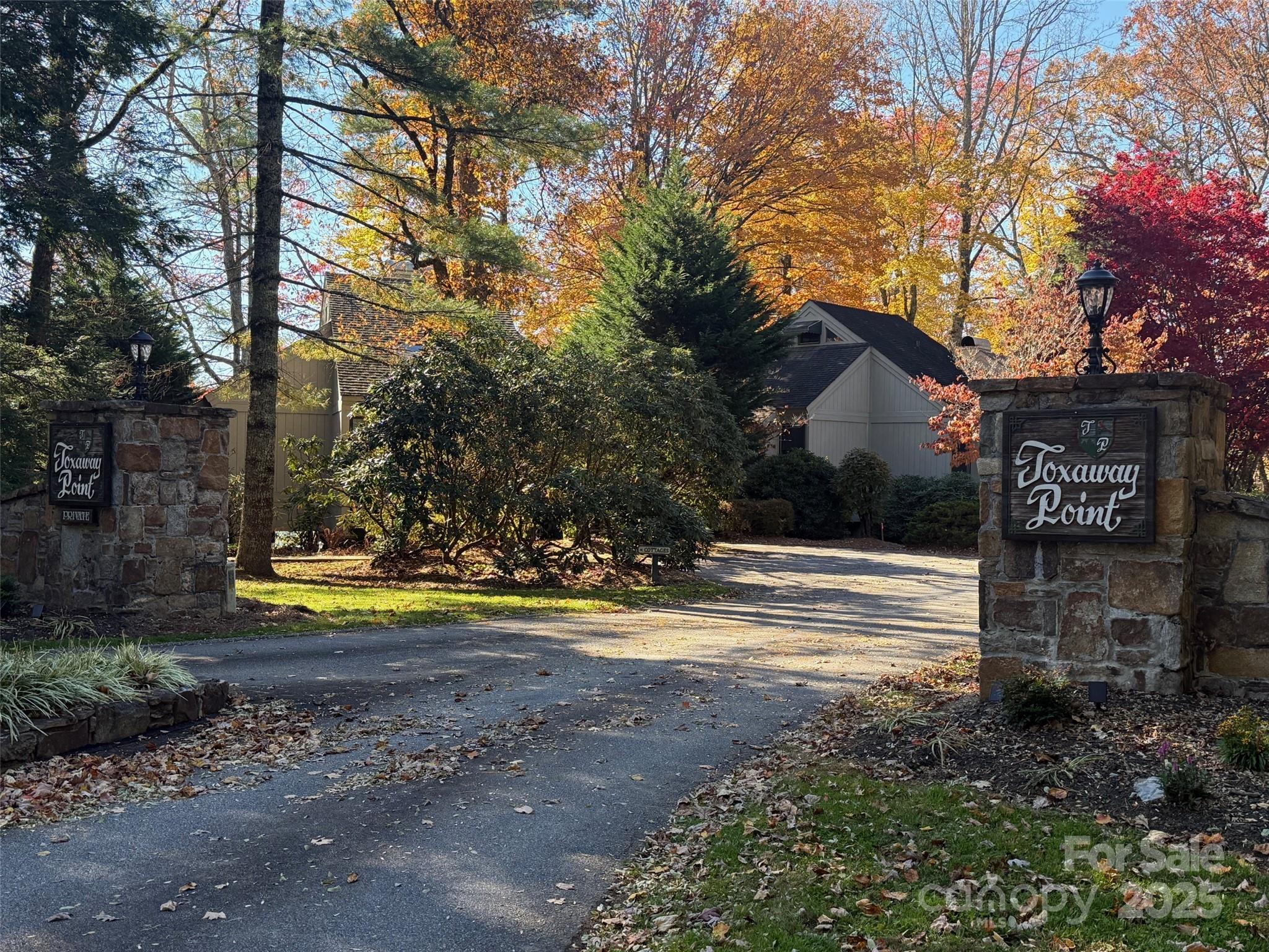 Lake Toxaway Estates - Residential