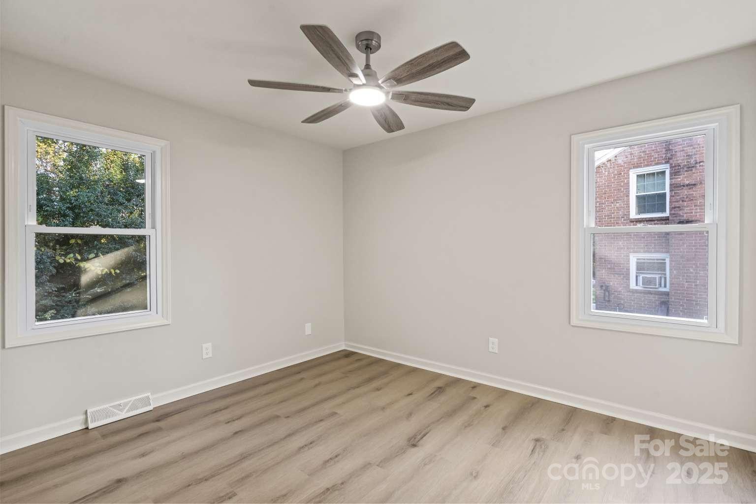 Eastbrook Woods - Residential