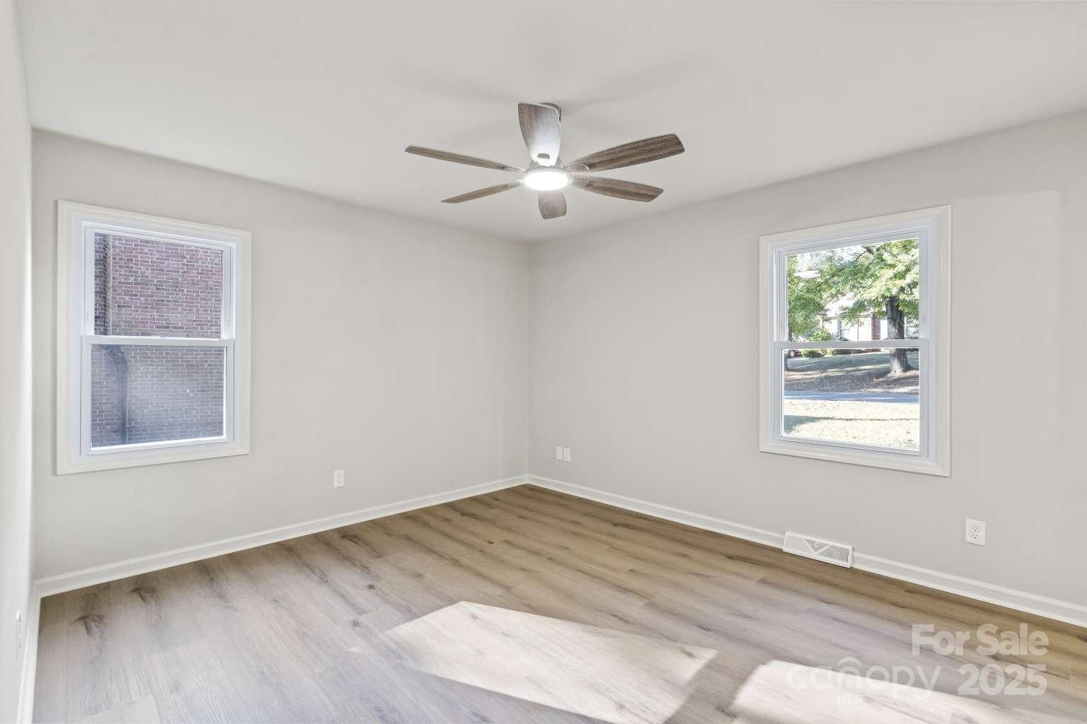 Eastbrook Woods - Residential