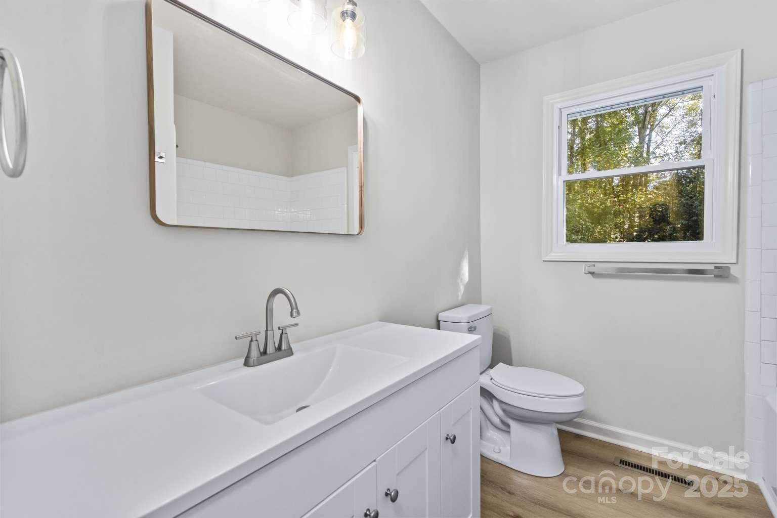 Eastbrook Woods - Residential