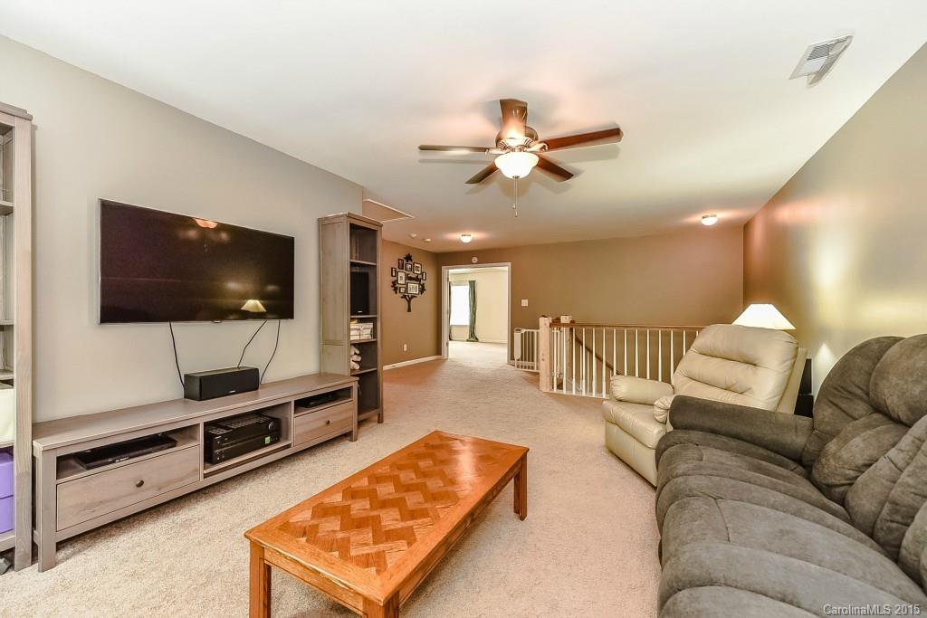 English Trails - Residential