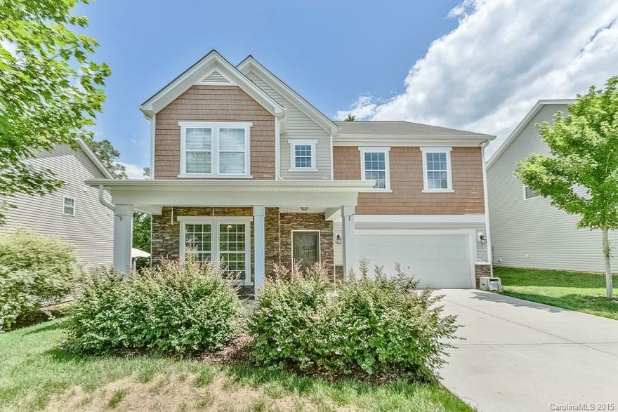 Versatile floor plan in charming English Trails community with upgrades galore. Study with French Doors, Large Formal Dining Room, and open floor plan from Great Room to Kitchen. Gourmet kitchen with granite counters, stainless steel appliances, 42" gas stove, island, breakfast bar, and nicely sized dining area. Large, upstairs master bedroom with vaulted ceilings, large walk-in closet, and master bath with Garden Tub and separate shower. Loft may be used as a rec room, media room, or play room.