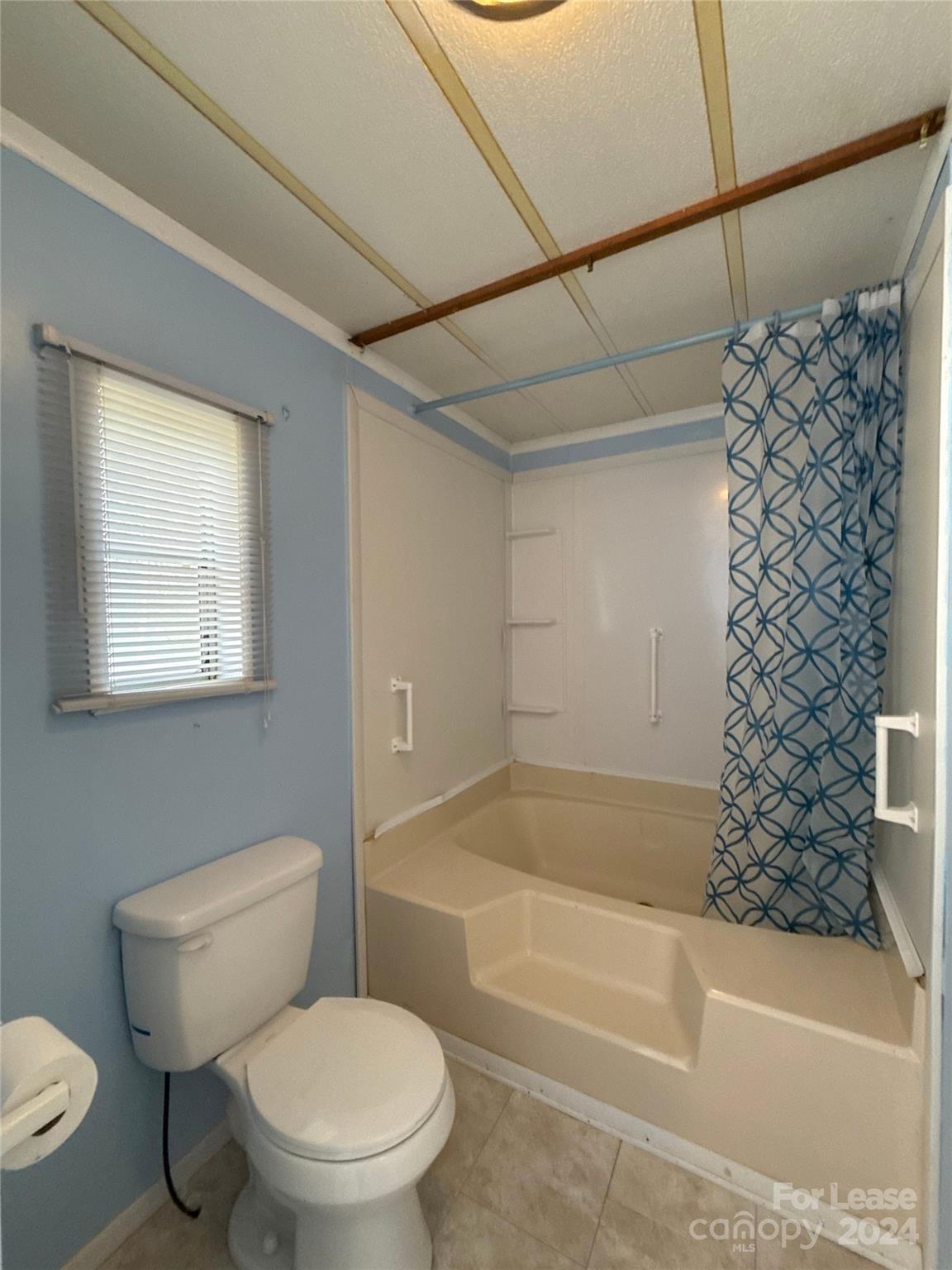 Fox Hill Estates - Residential Lease