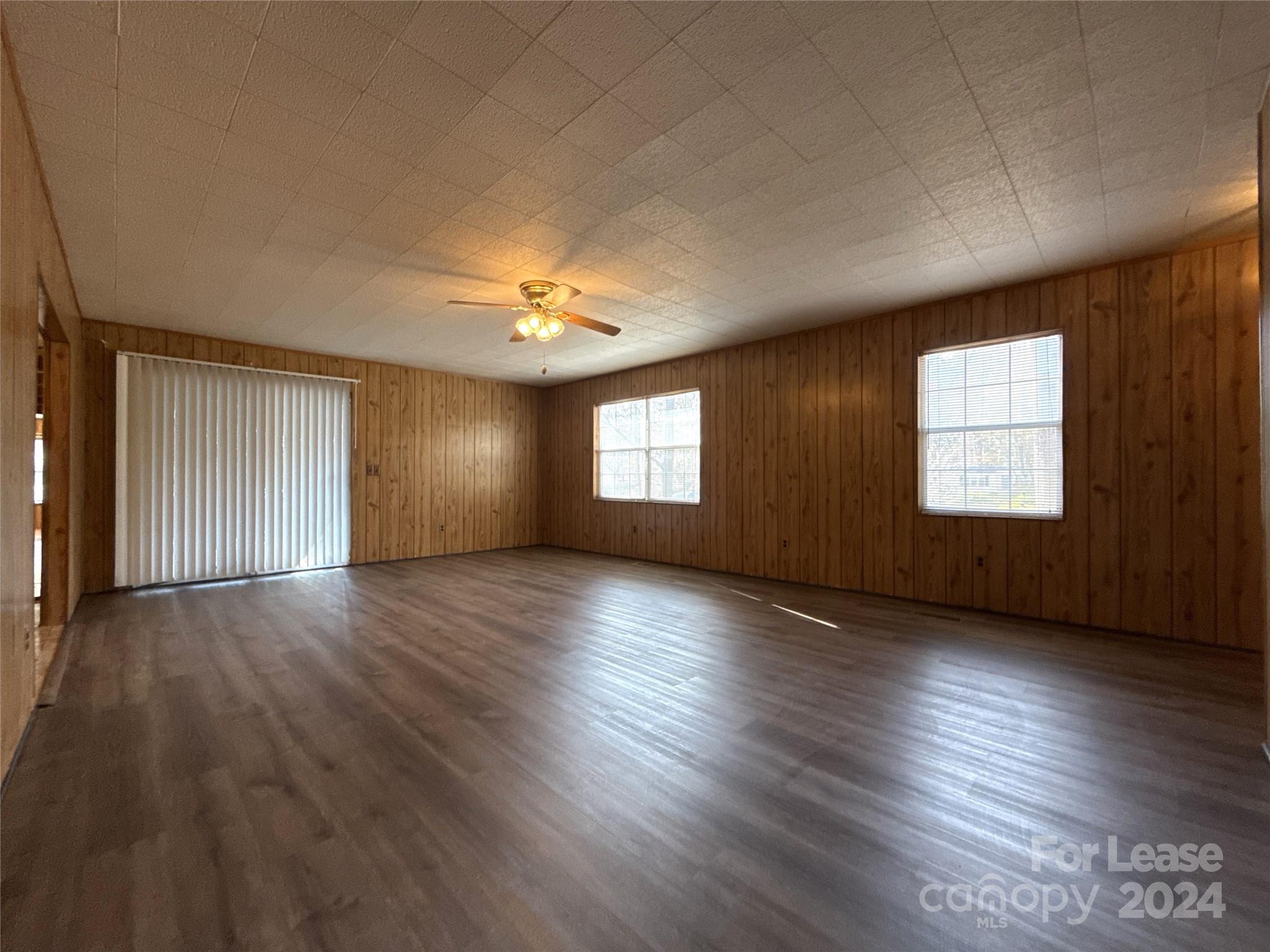 Fox Hill Estates - Residential Lease