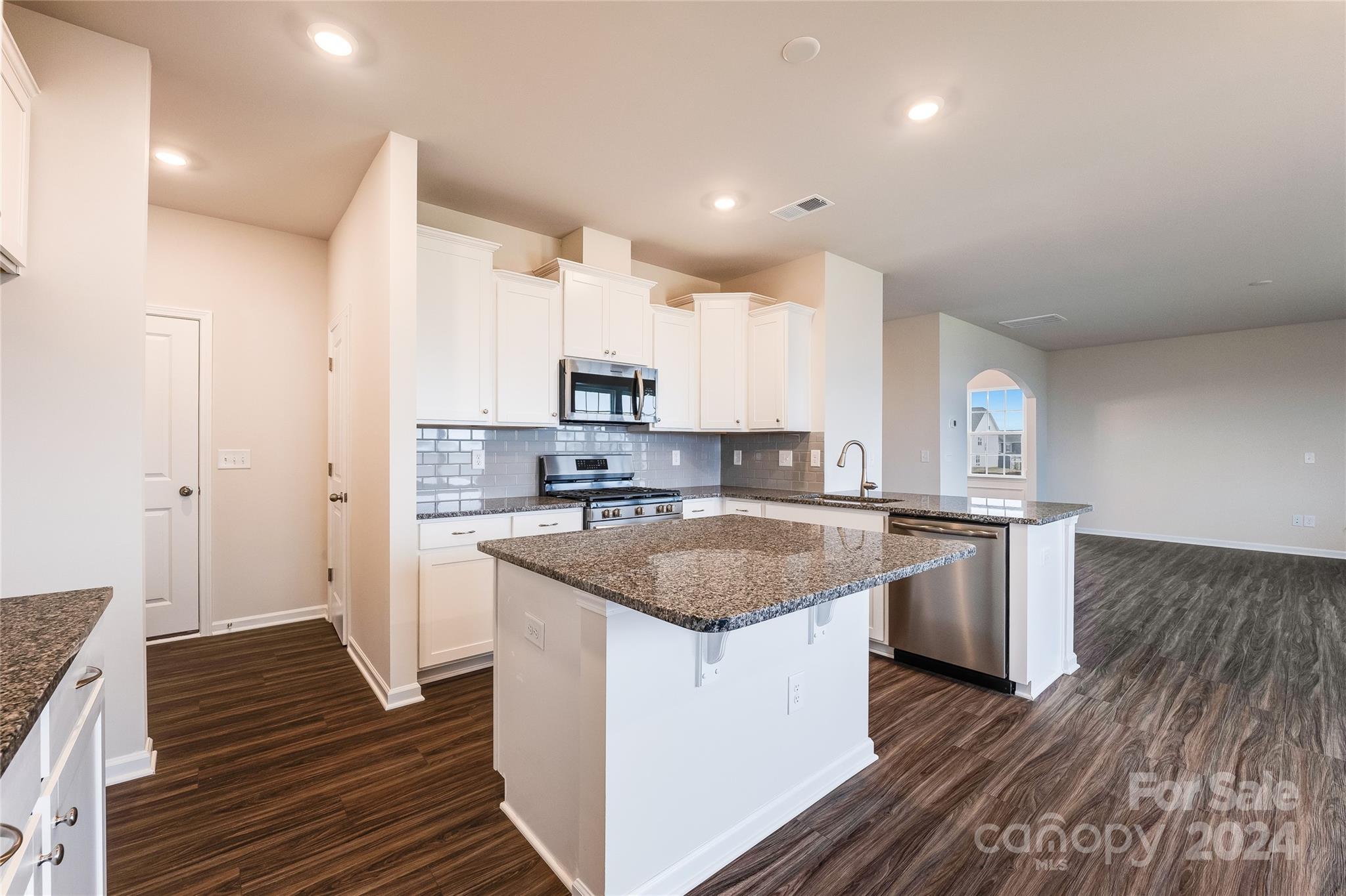 Elizabeth - Residential