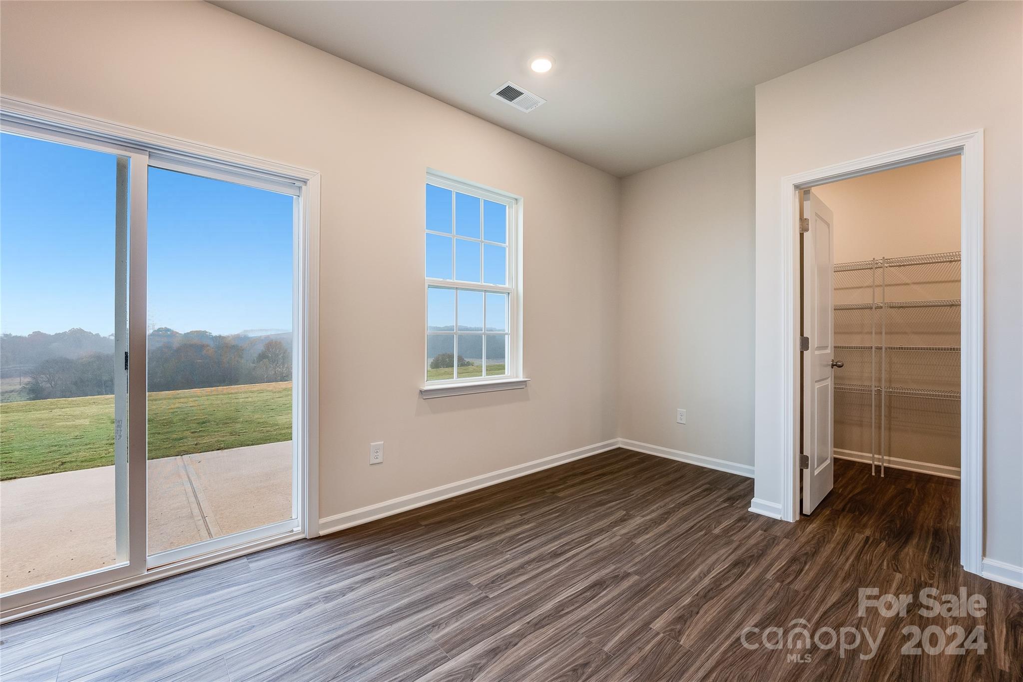 Elizabeth - Residential