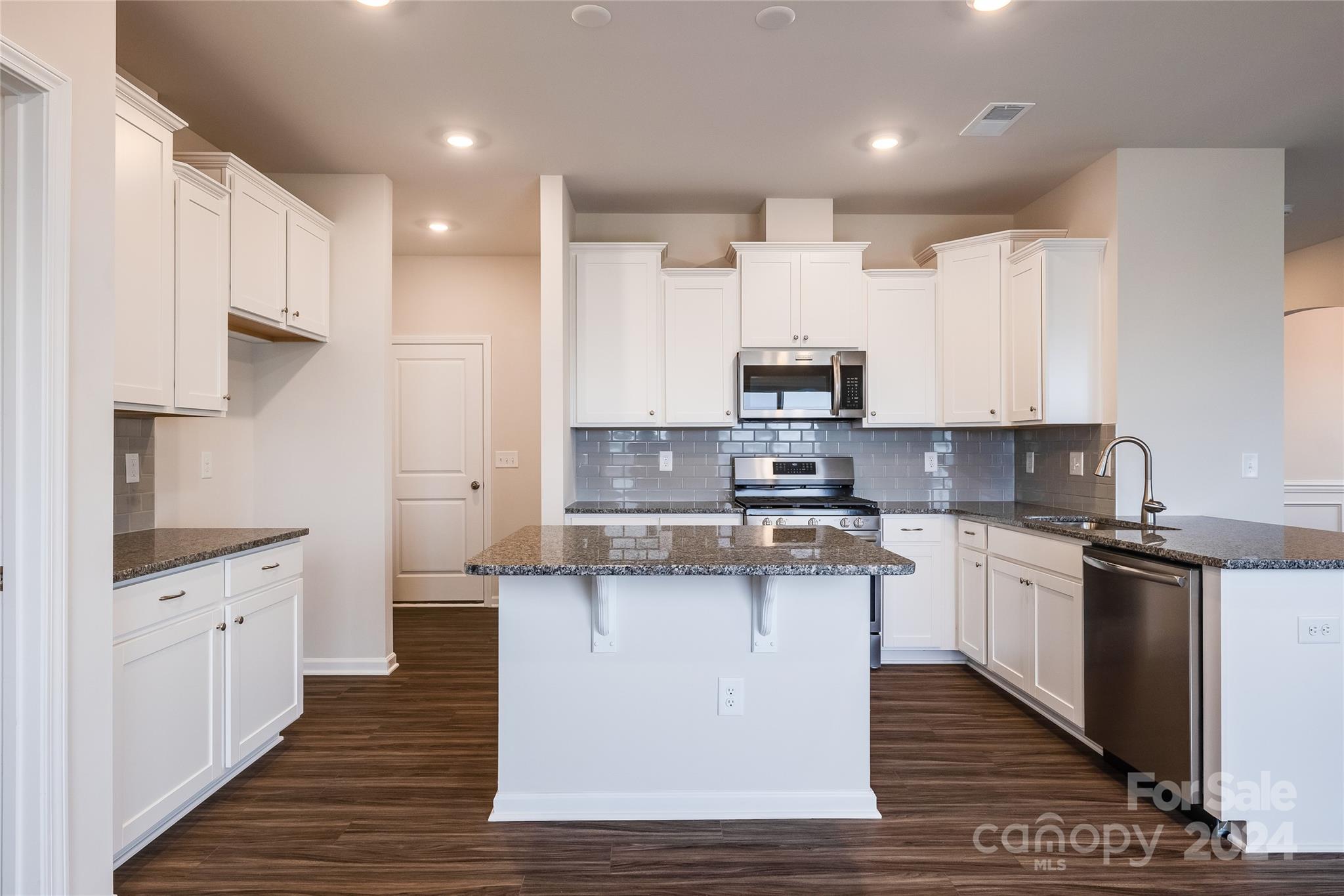 Elizabeth - Residential