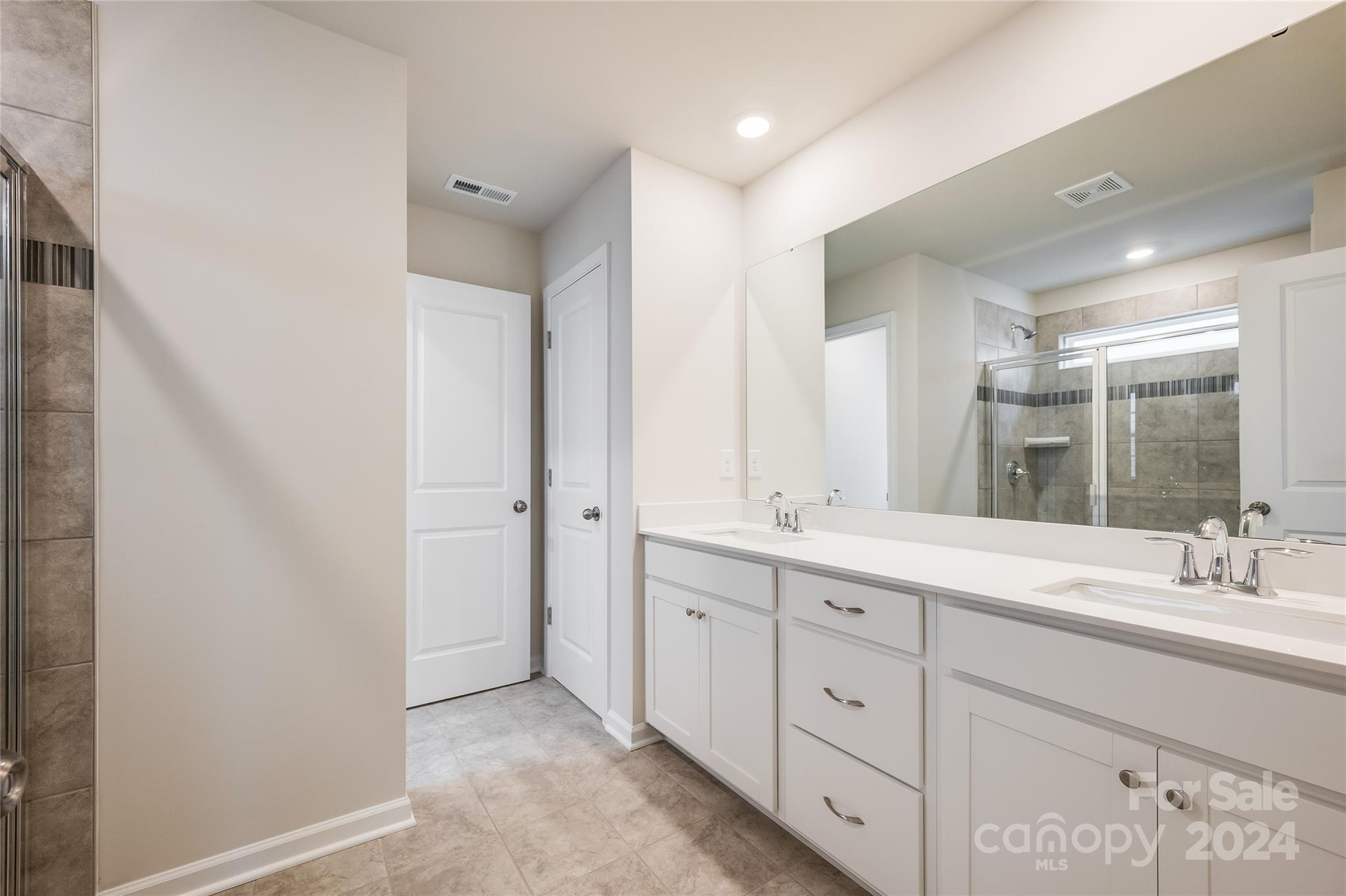 Elizabeth - Residential