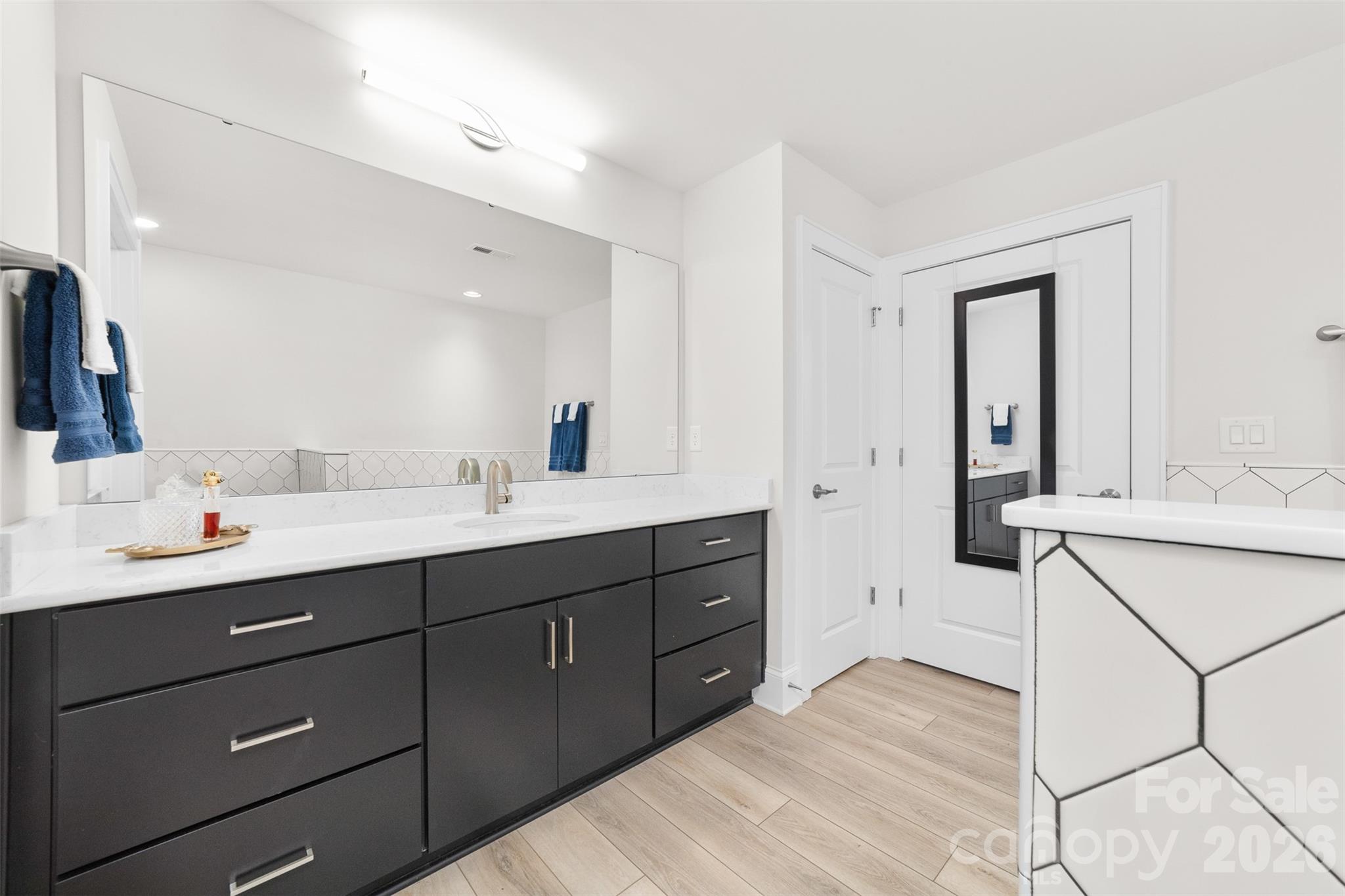 Baileys Glen - Residential