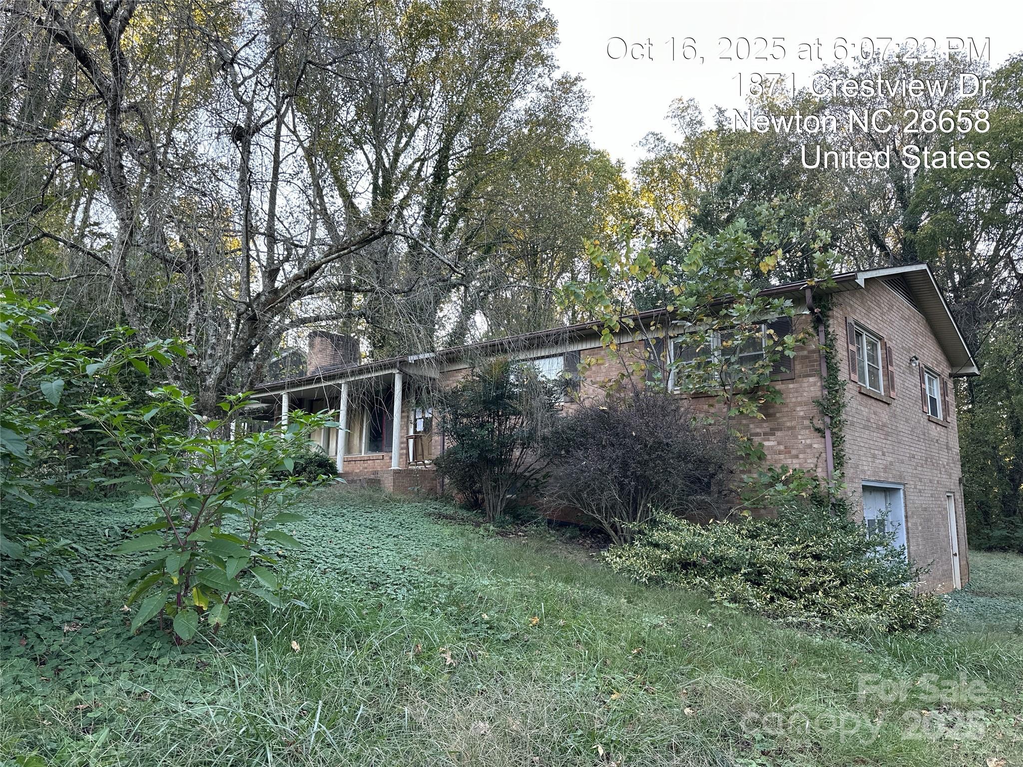 1871 Crestview Drive