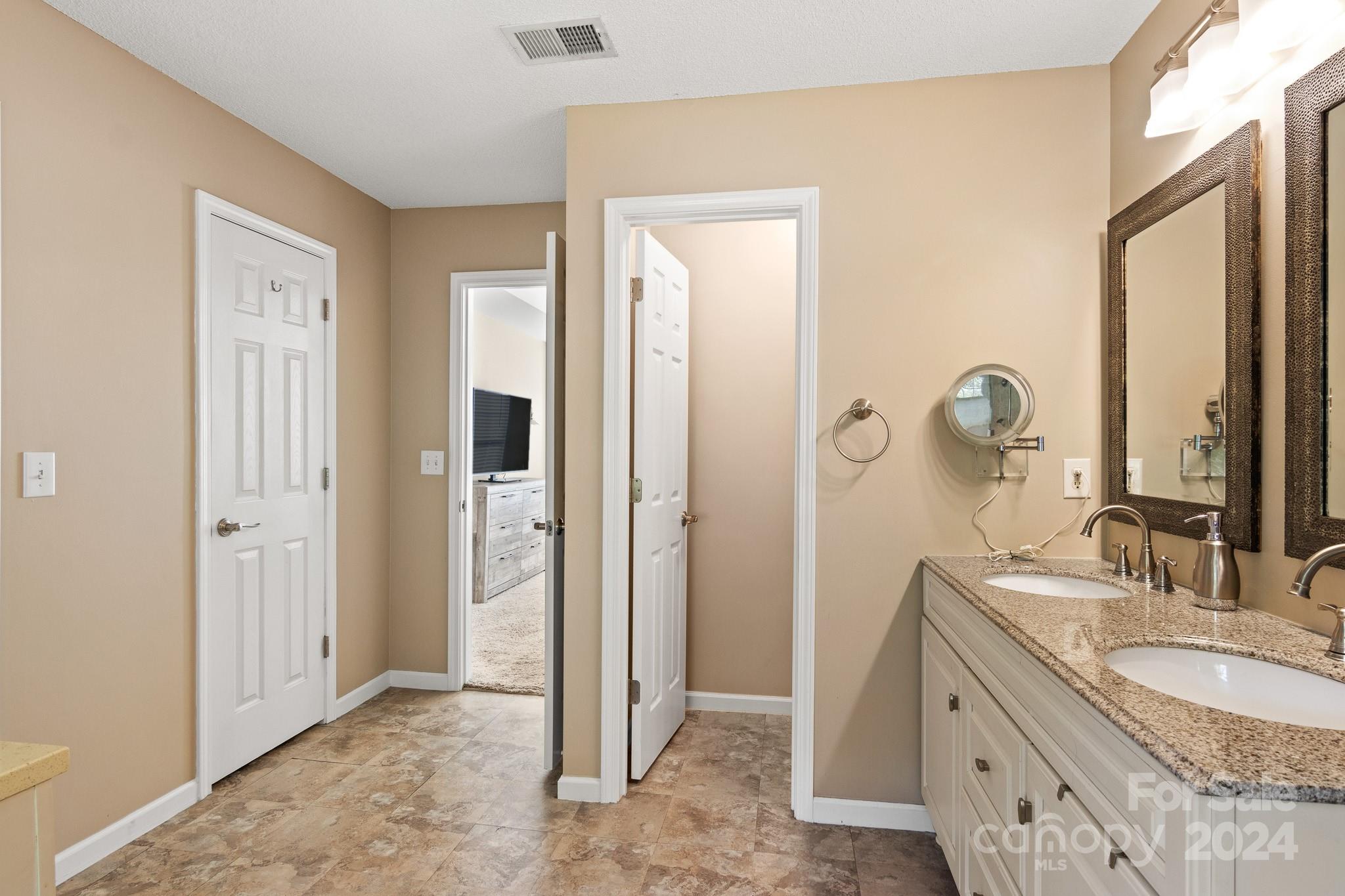 Highland Creek - Residential