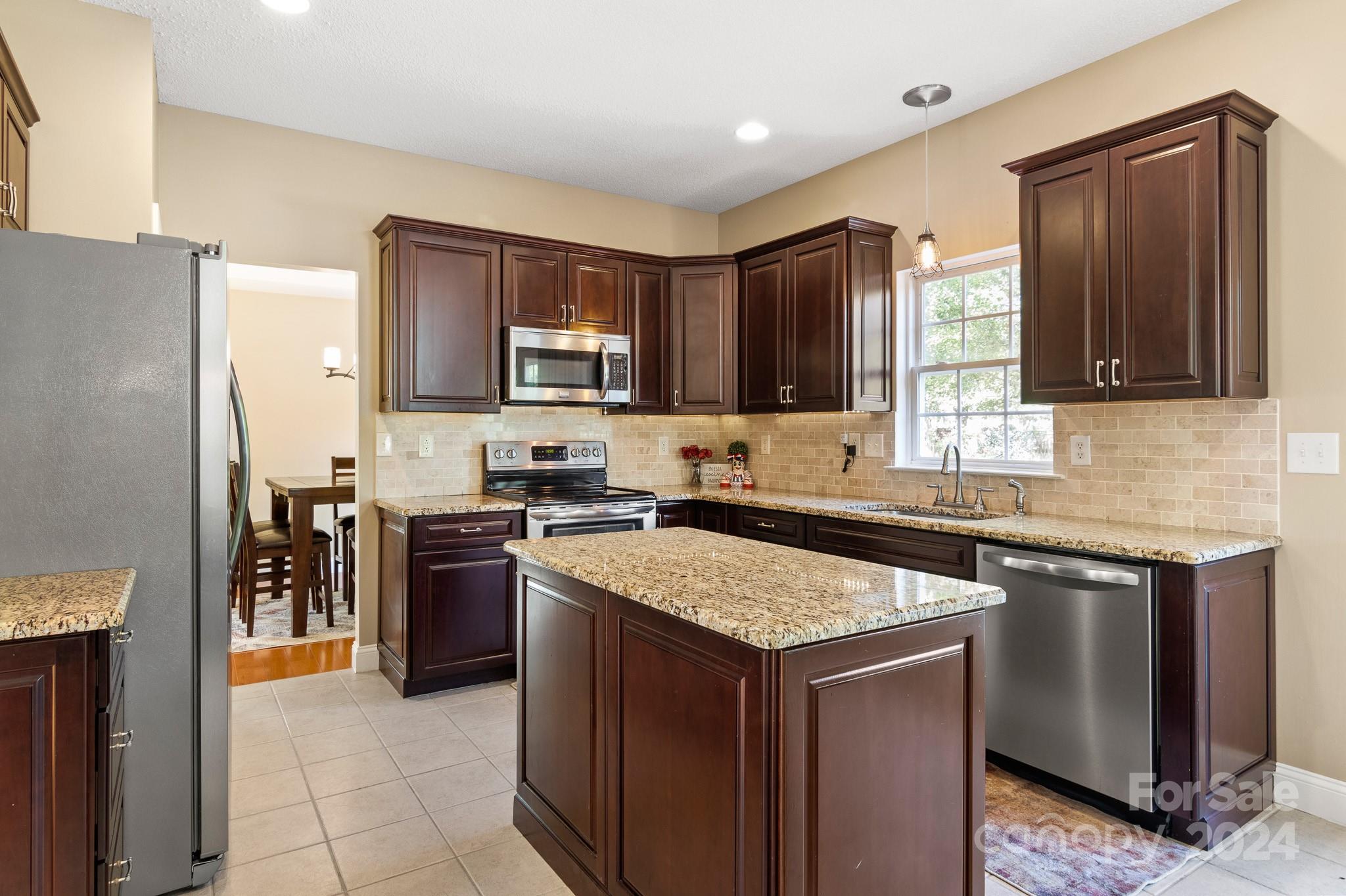 Highland Creek - Residential