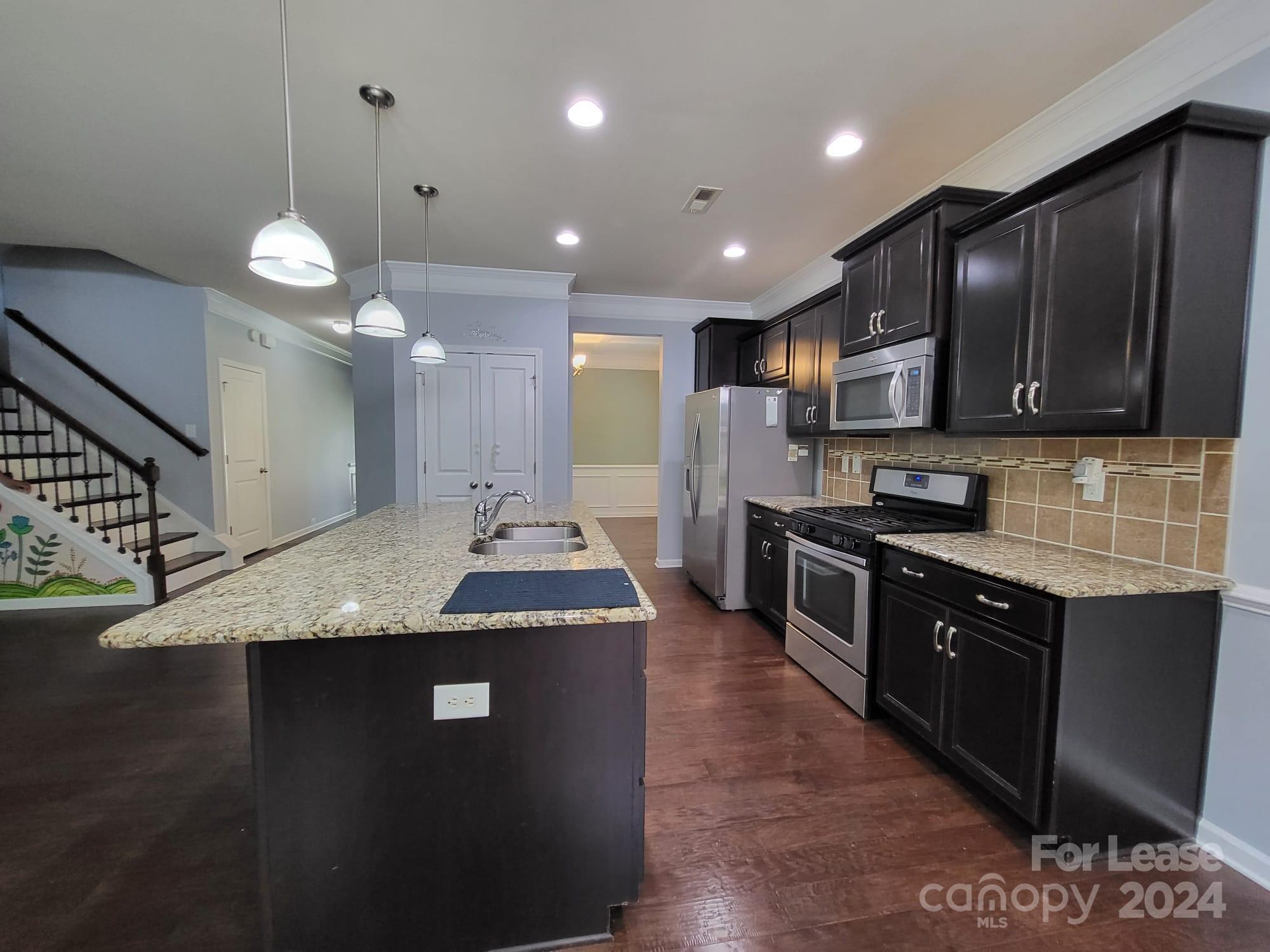 Regal Manor - Residential Lease