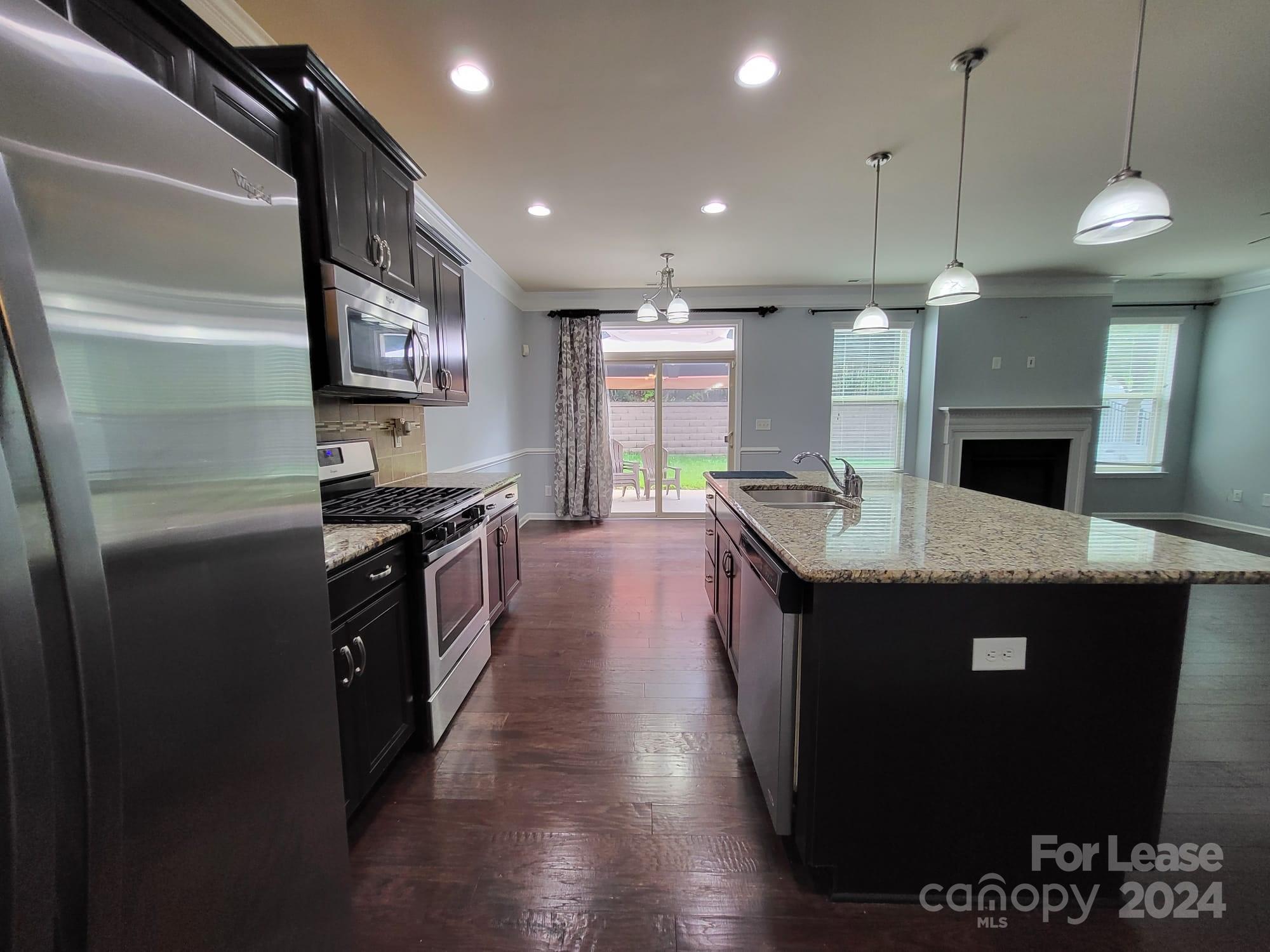 Regal Manor - Residential Lease