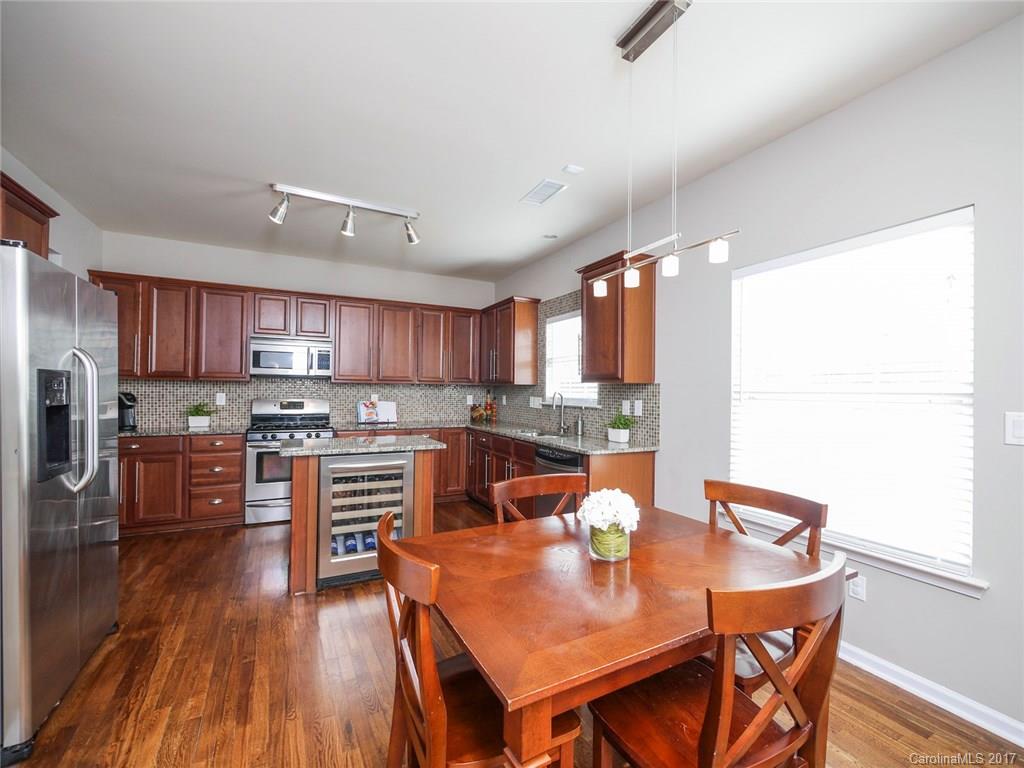 Old Stone Crossing - Residential