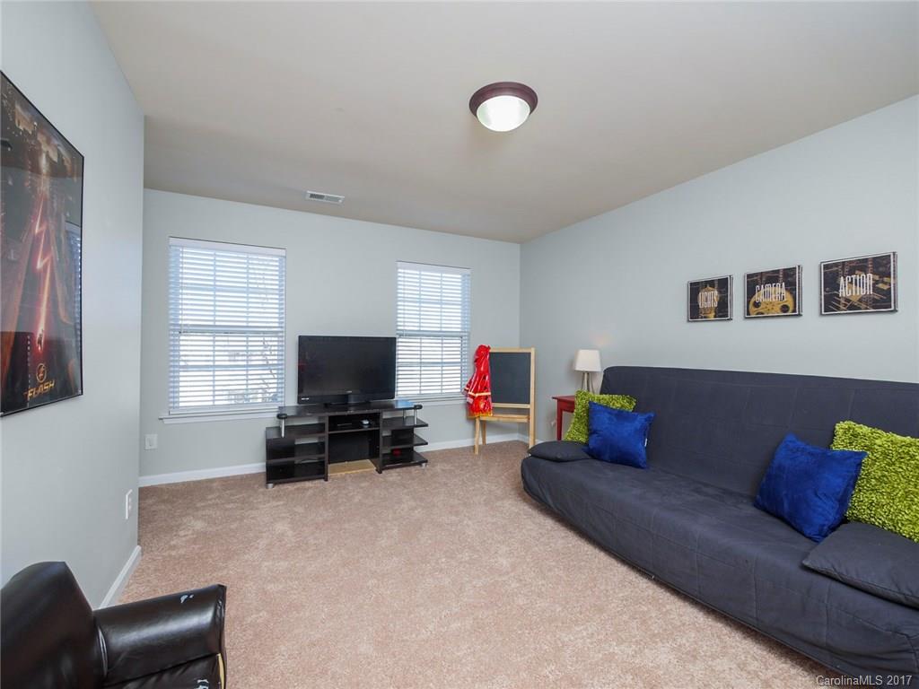 Old Stone Crossing - Residential