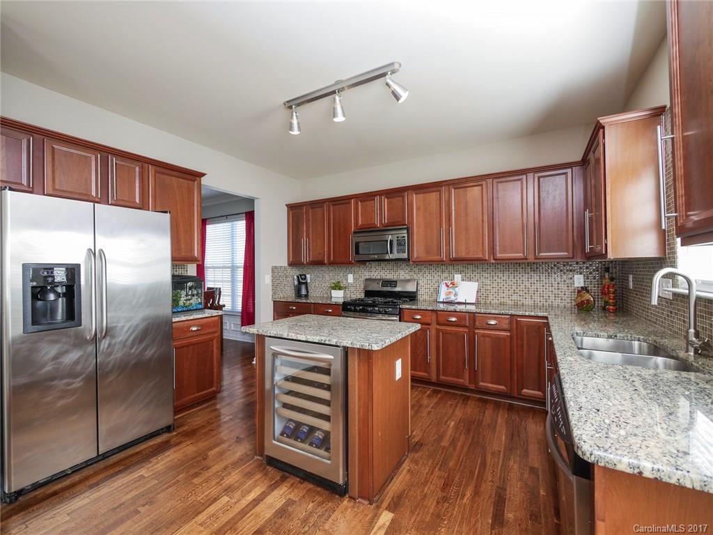 Old Stone Crossing - Residential