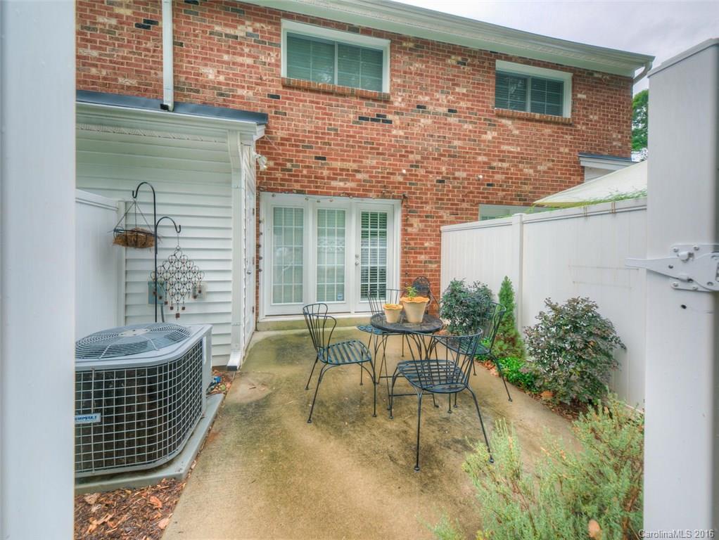 Commonwealth - Residential