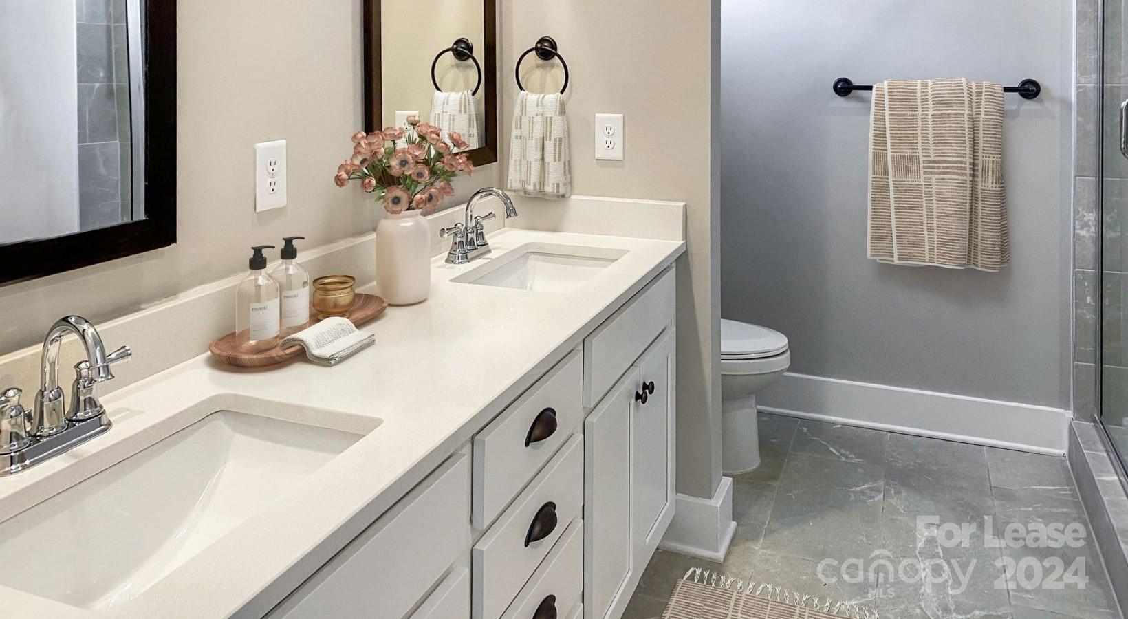 Pineville, North Carolina 28134, United States, 2 Bedrooms Bedrooms, ,3 BathroomsBathrooms,Residential,Active,62966