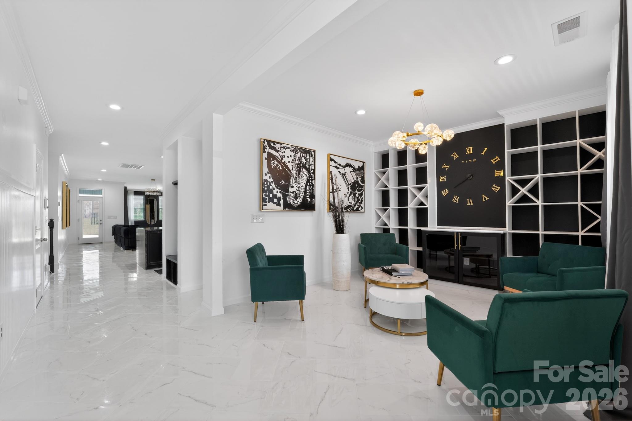 1008 Dania Road