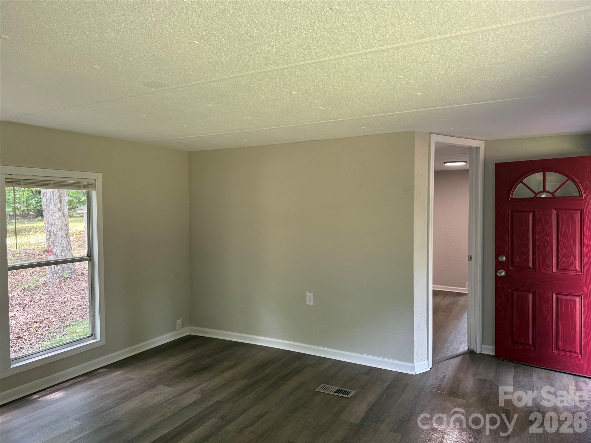 1140 Love Valley Road
