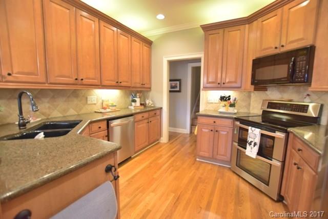 Seven Oaks - Residential