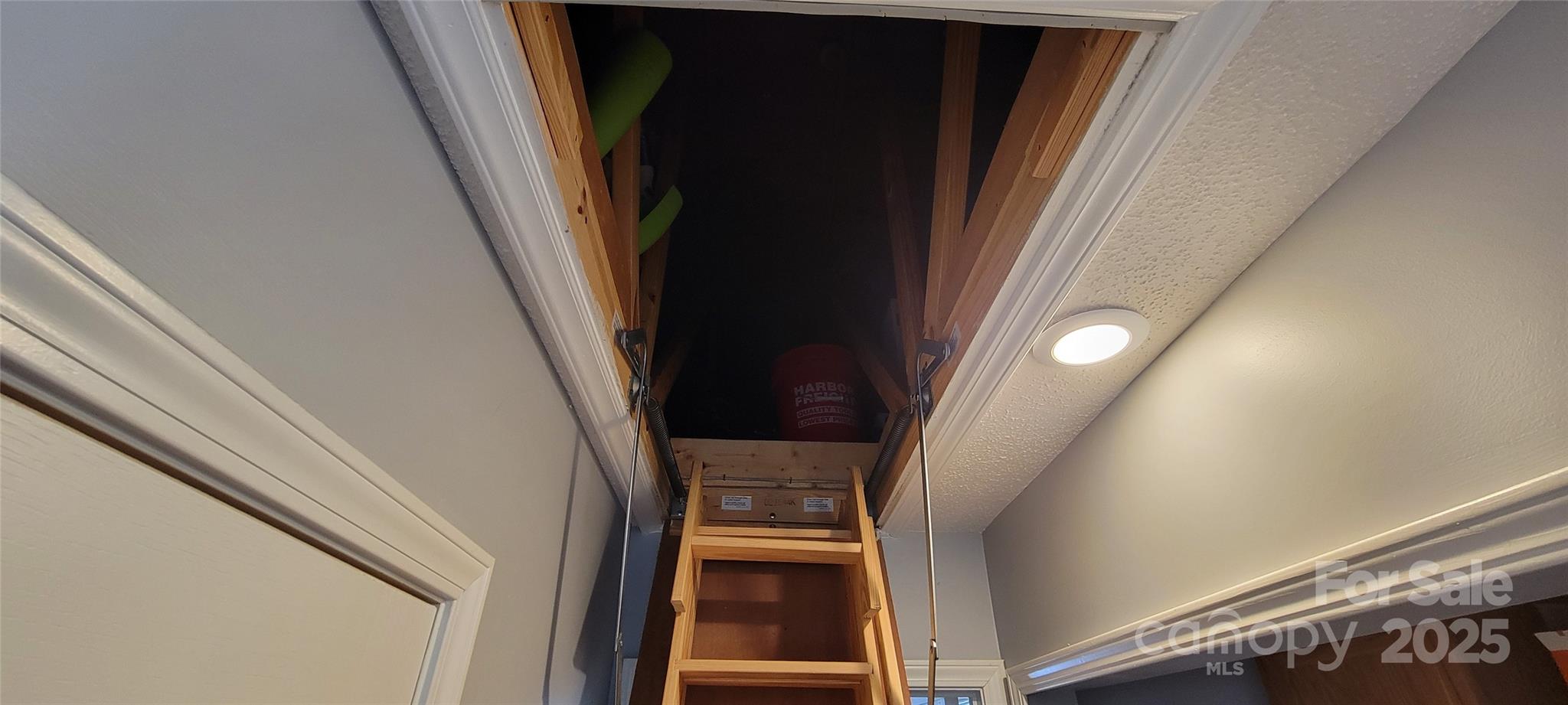 Wolfpen - Residential