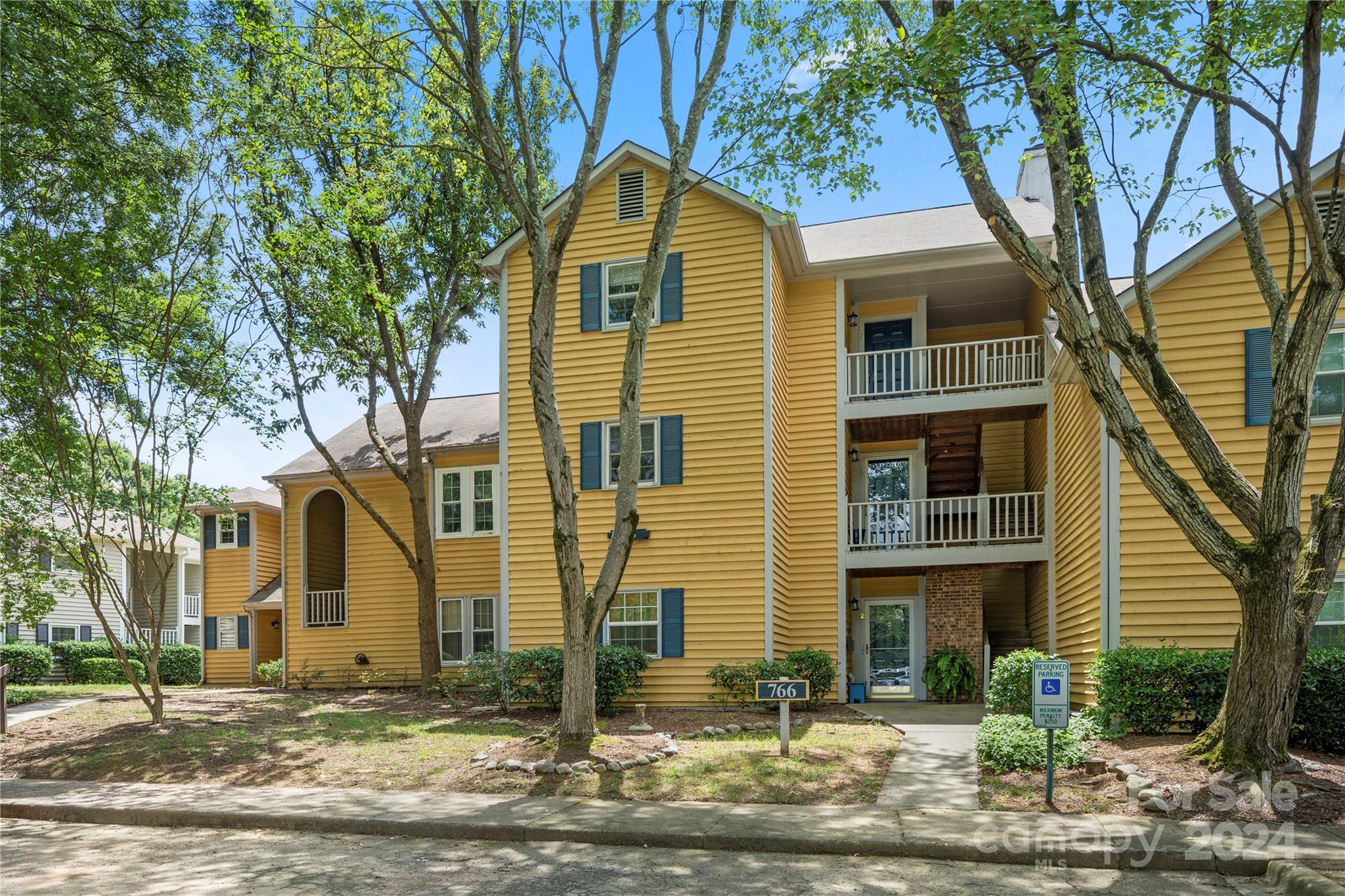 Hunters Run - Residential