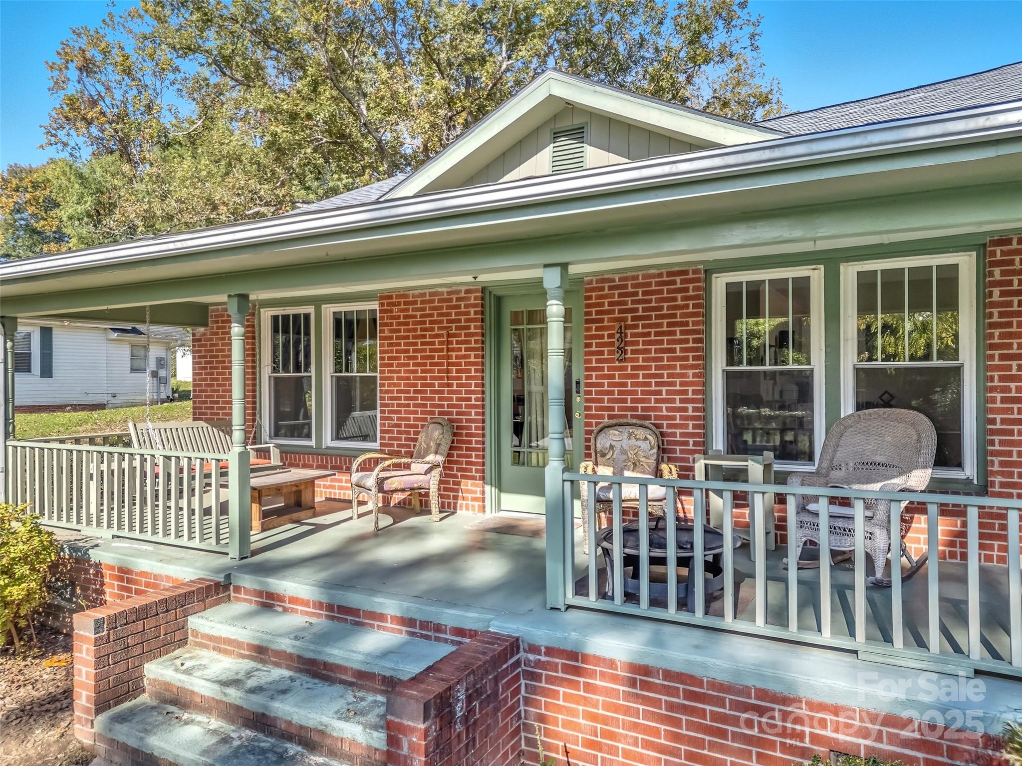 422 E Blue Ridge Road