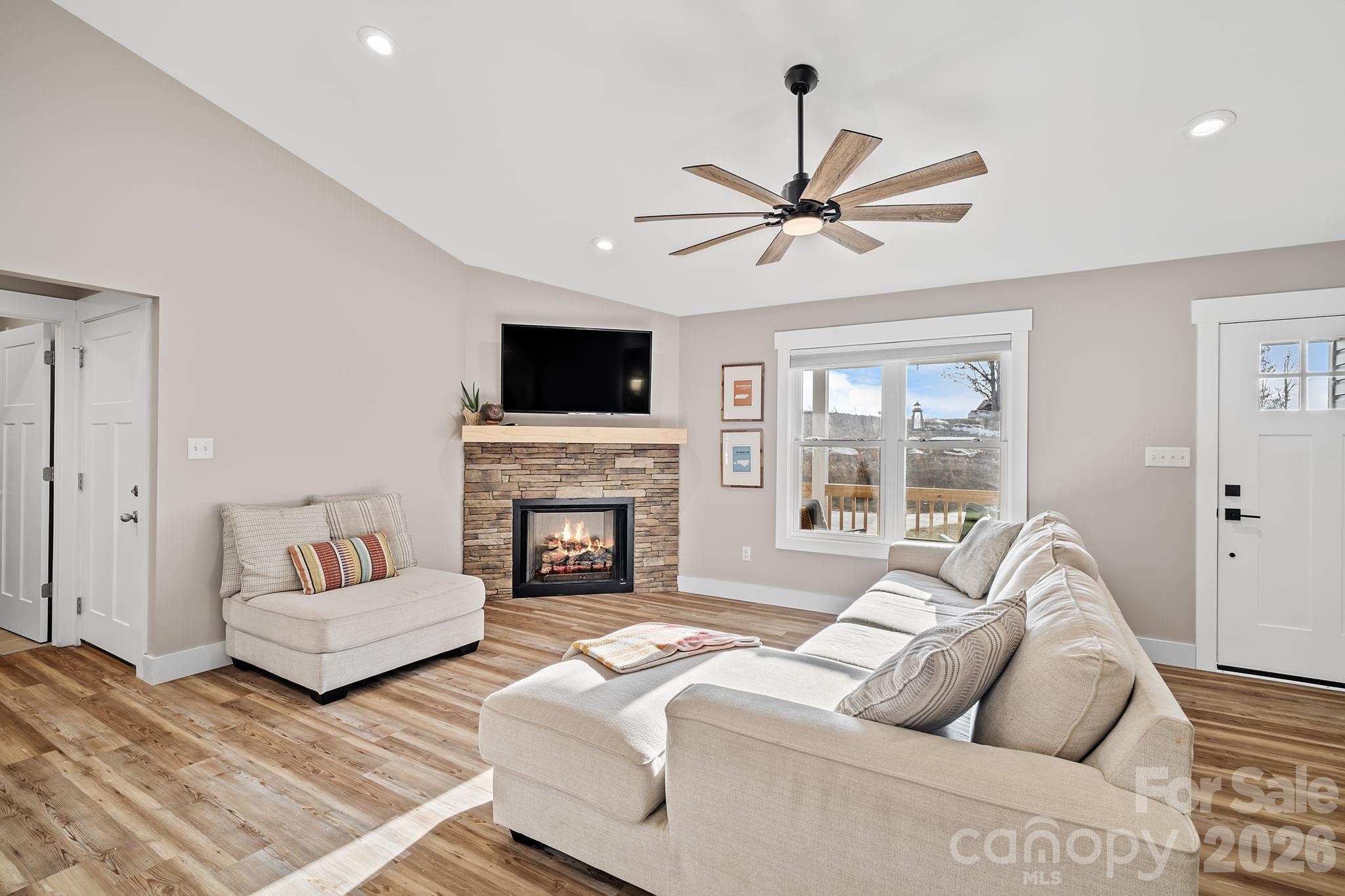 Sky View Ridge - Residential