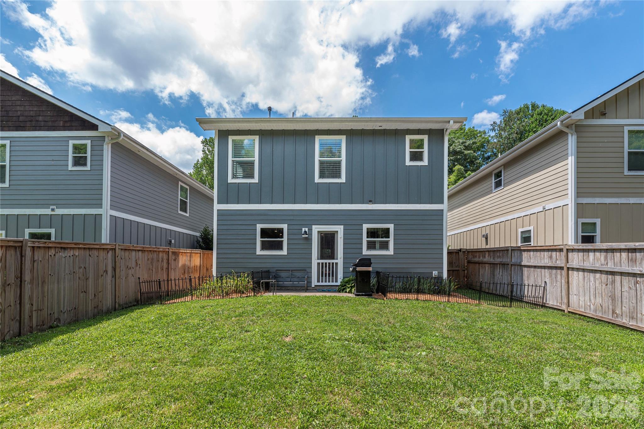 21 Crayton Park Drive