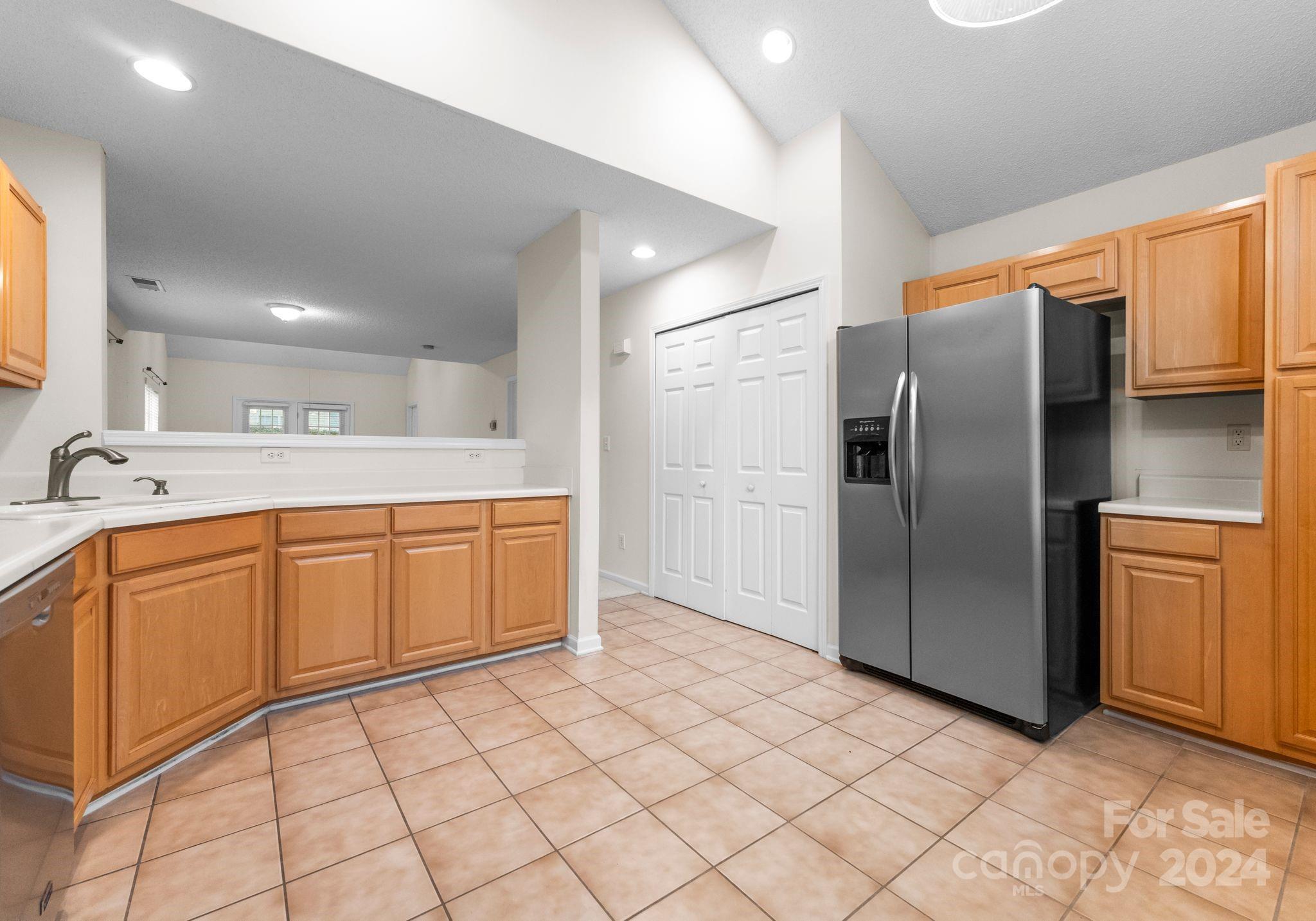 Holly Ridge - Residential