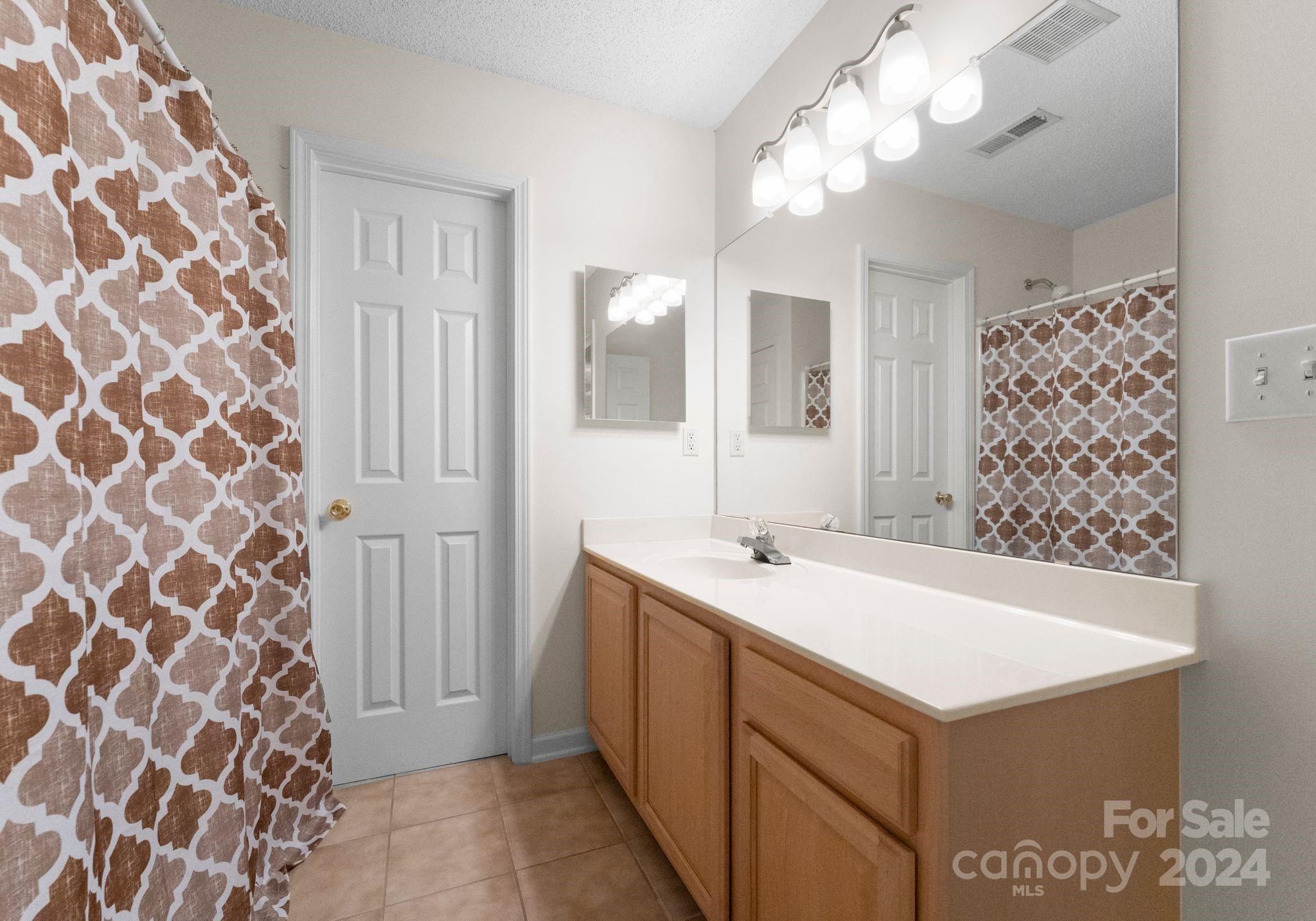 Holly Ridge - Residential