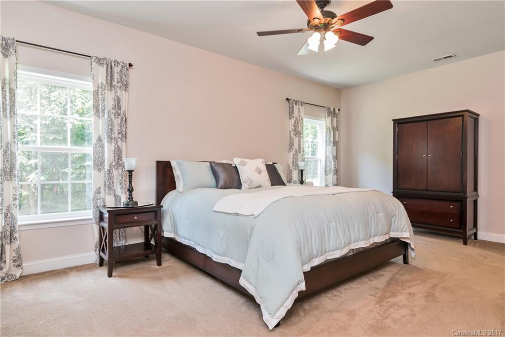 English Trails - Residential