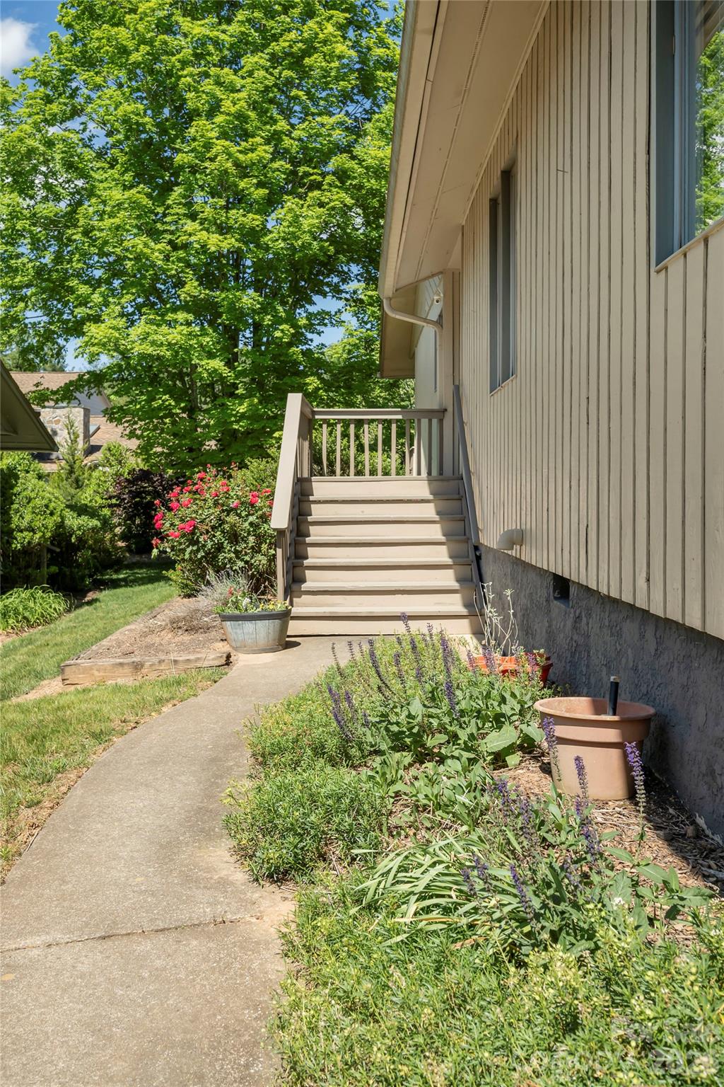 109 Clubwood Court