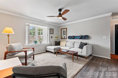 Photo of 3520 Colony Road #D, Charlotte, NC 28211 (MLS # 4342647)