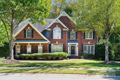 Photo of 10010 Bayart Way, Huntersville, NC 28078 (MLS # 4305860)